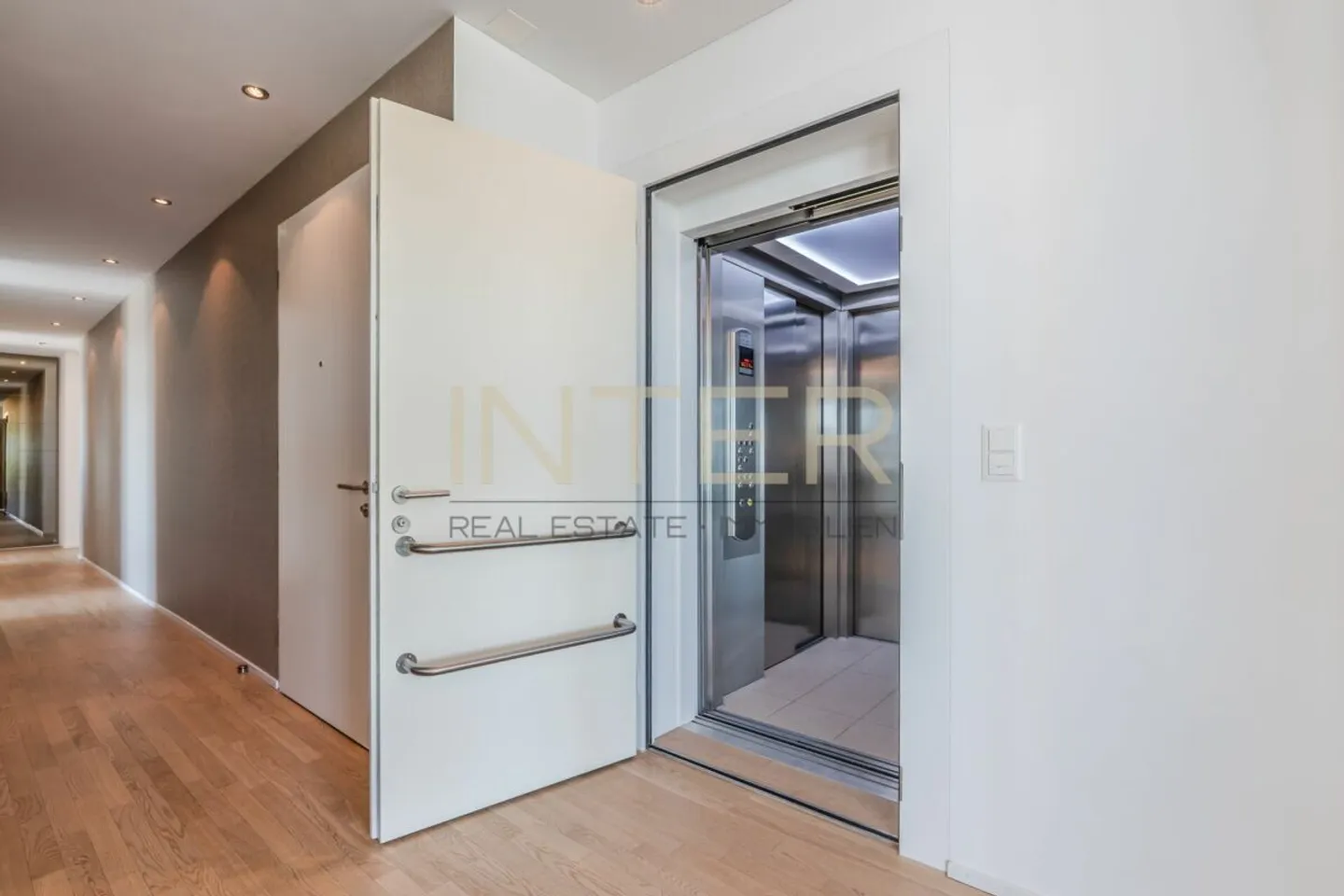 Exklusive Terrassenwohnung in Zug - Foto 19 von 30
