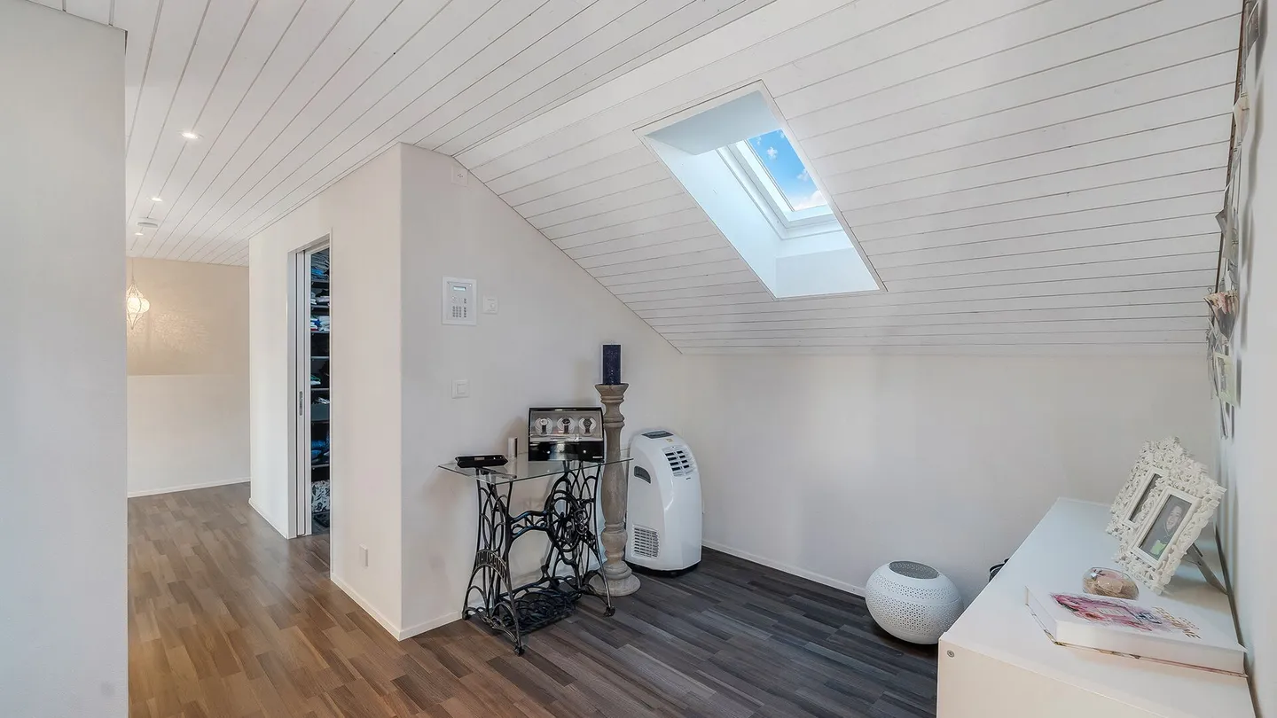 Idyllic Family Happiness and a Retreat of the Highest Class! - Photo 11 of 16