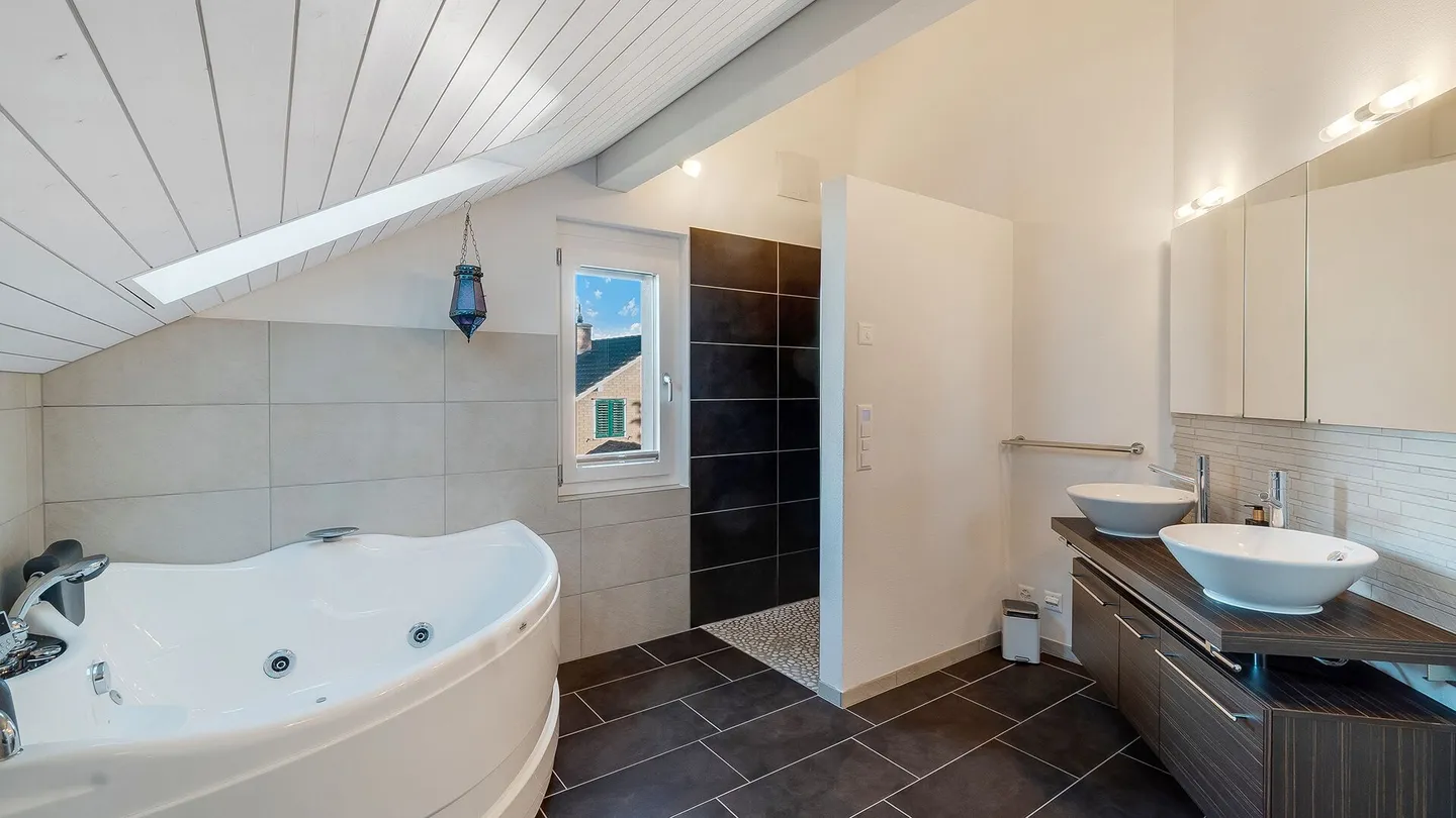 Idyllic Family Happiness and a Retreat of the Highest Class! - Photo 12 of 16