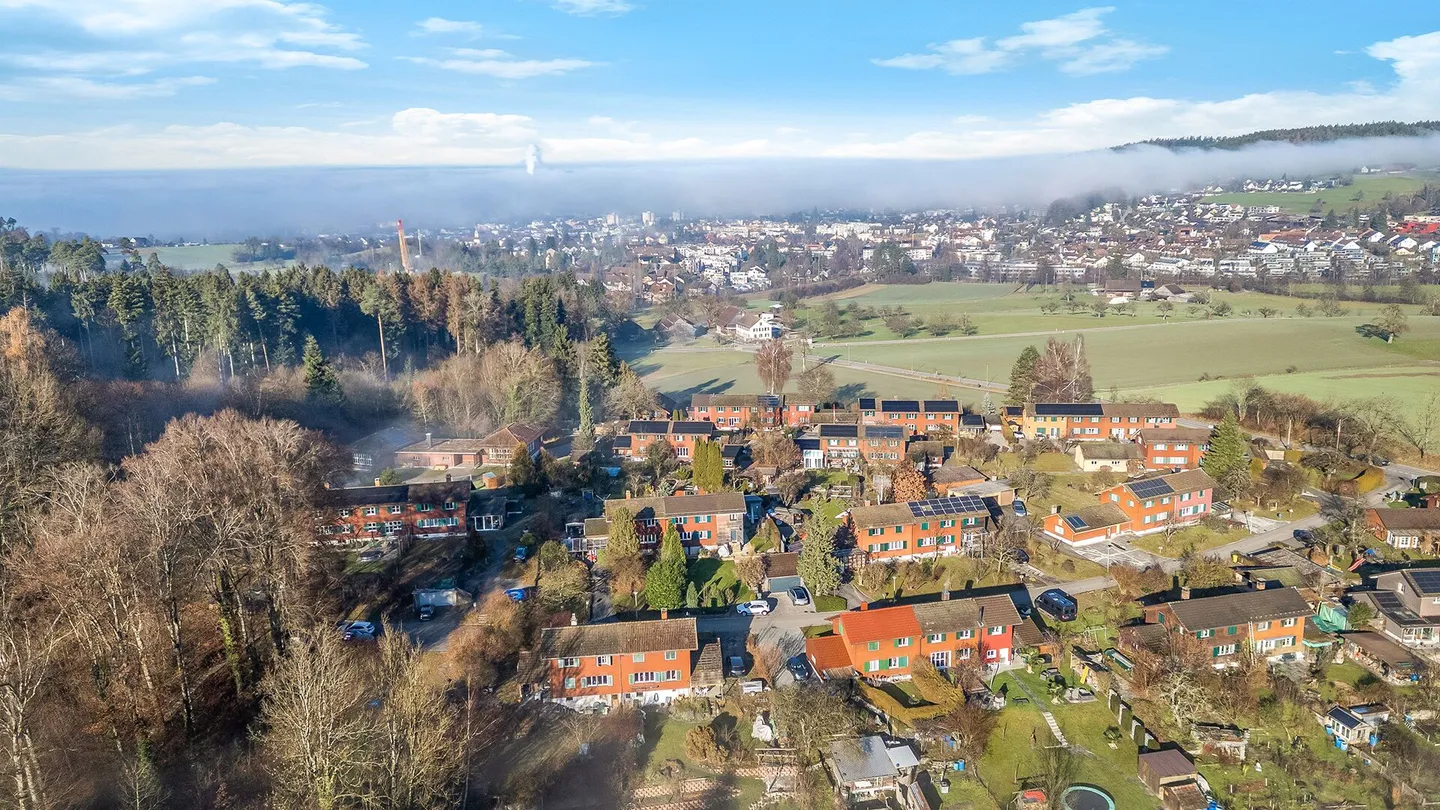 Idyllic Family Happiness and a Retreat of the Highest Class! - Photo 16 of 16