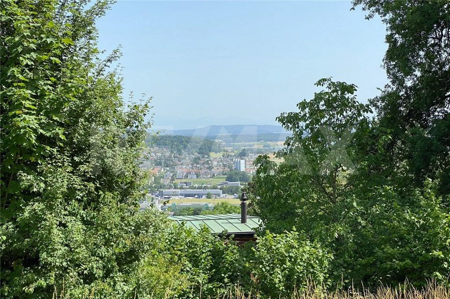 Emplacement élevé, vues magnifiques et beaucoup de soleil - Photo 8 sur 11