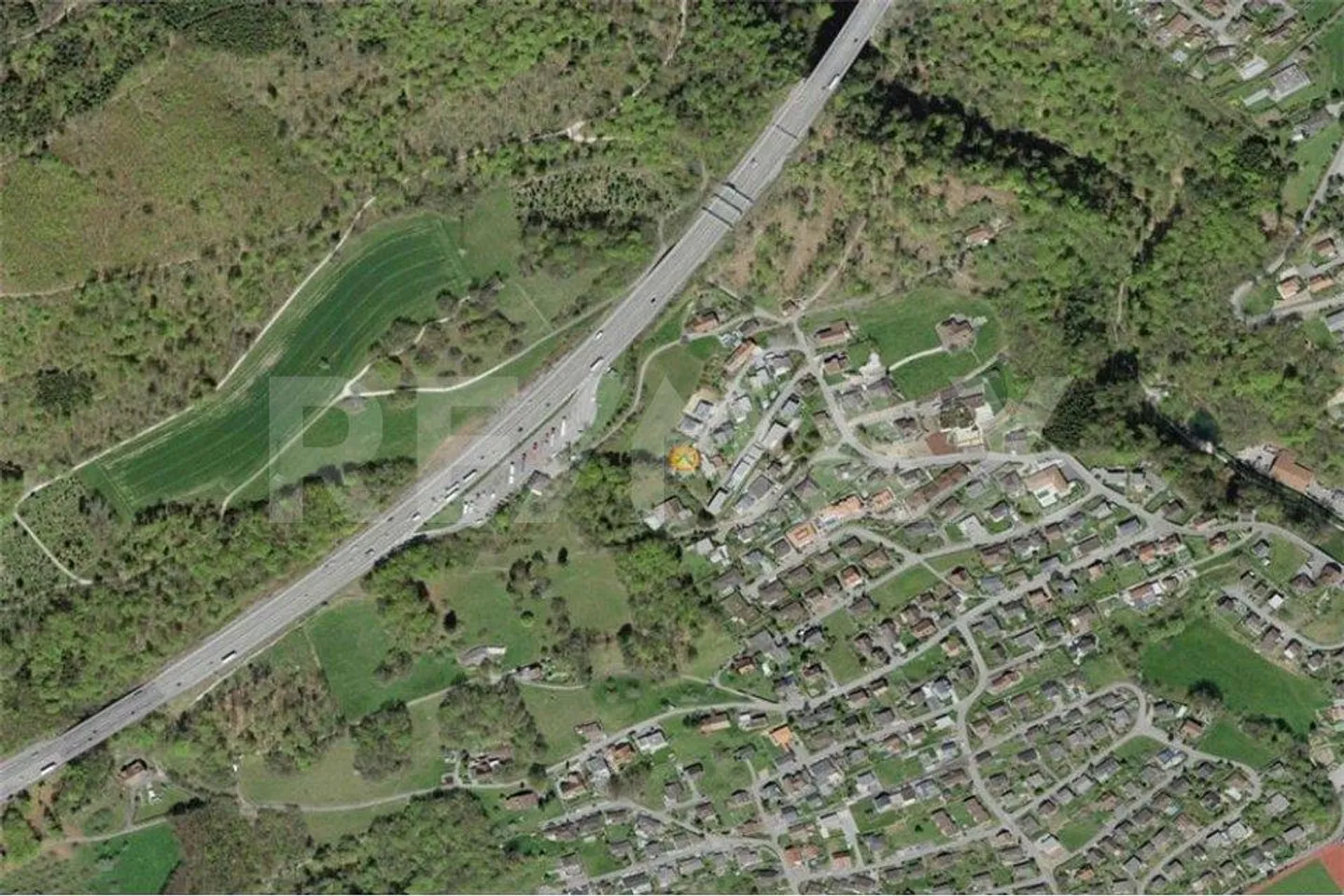 Emplacement élevé, vues magnifiques et beaucoup de soleil - Photo 3 sur 11