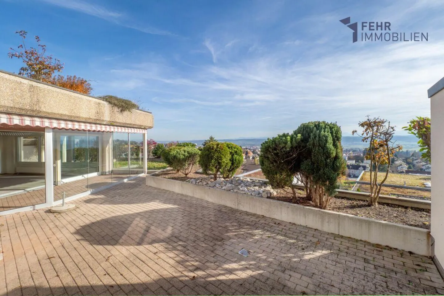 Fehr Real Estate - 4½-Room Terrace Apartment with Alpine View - Photo 5 of 13