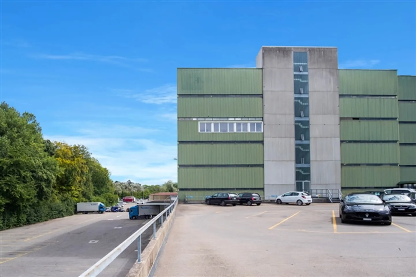 Your new logistics location directly on the A1 in Dietikon - Photo 3 of 5