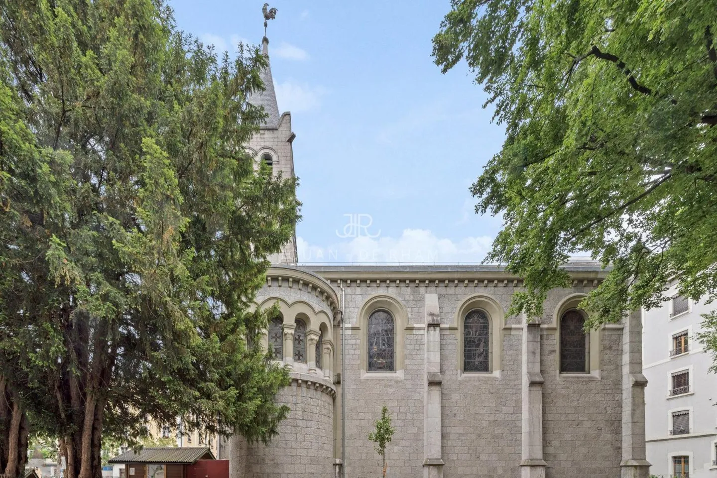 Magnificent furnished apartment for rent in a quiet location - Photo 10 of 10