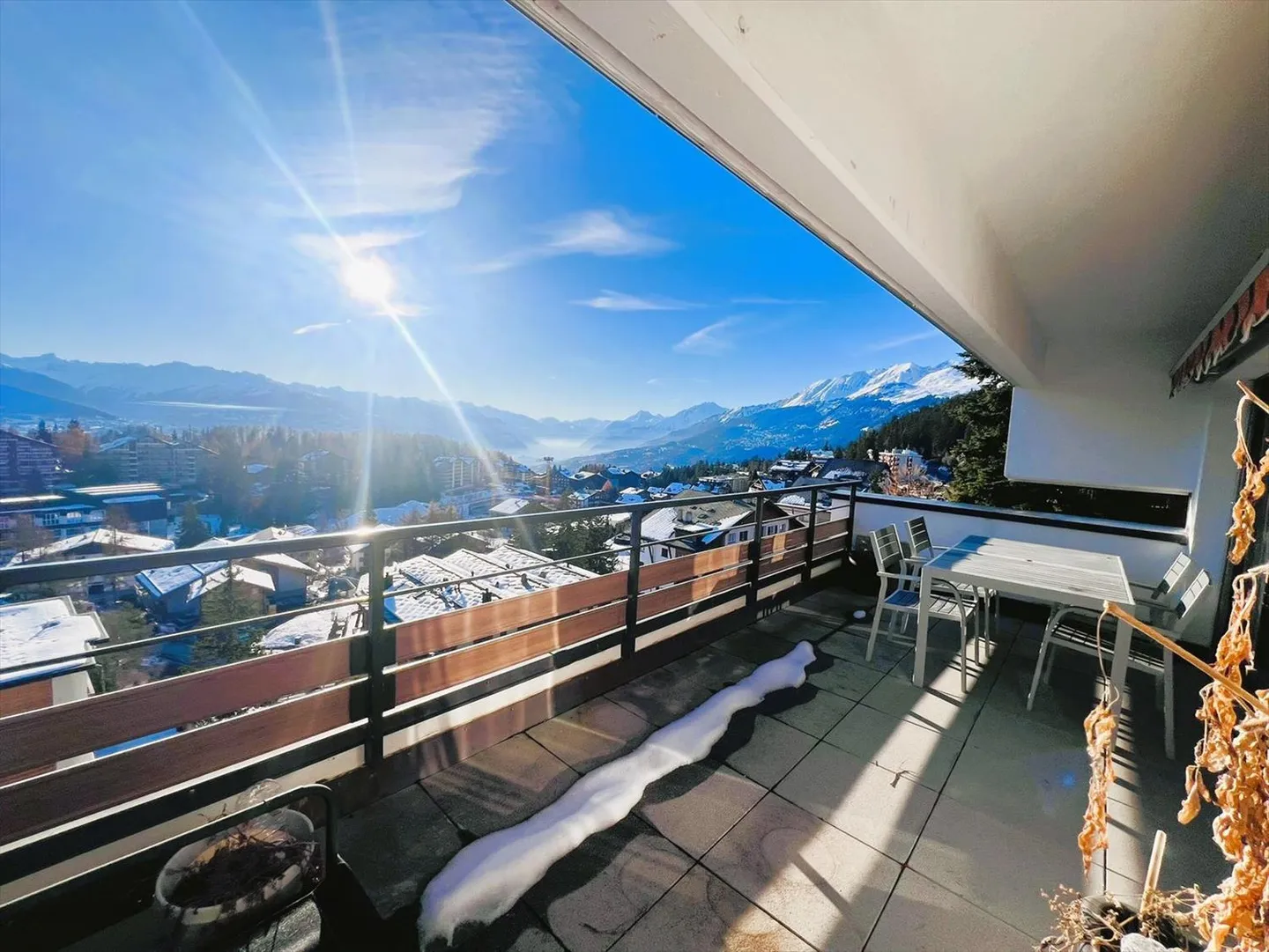 Magnifico appartamento 4.5 ristrutturato - Spazioso e luminoso - Vista splendida - Superba terrazza - Foto 10 di 24