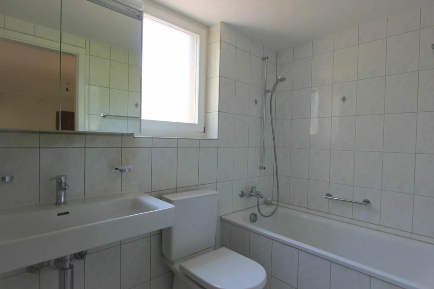 Charming 3-room apartment in a quiet location - Photo 3 of 4