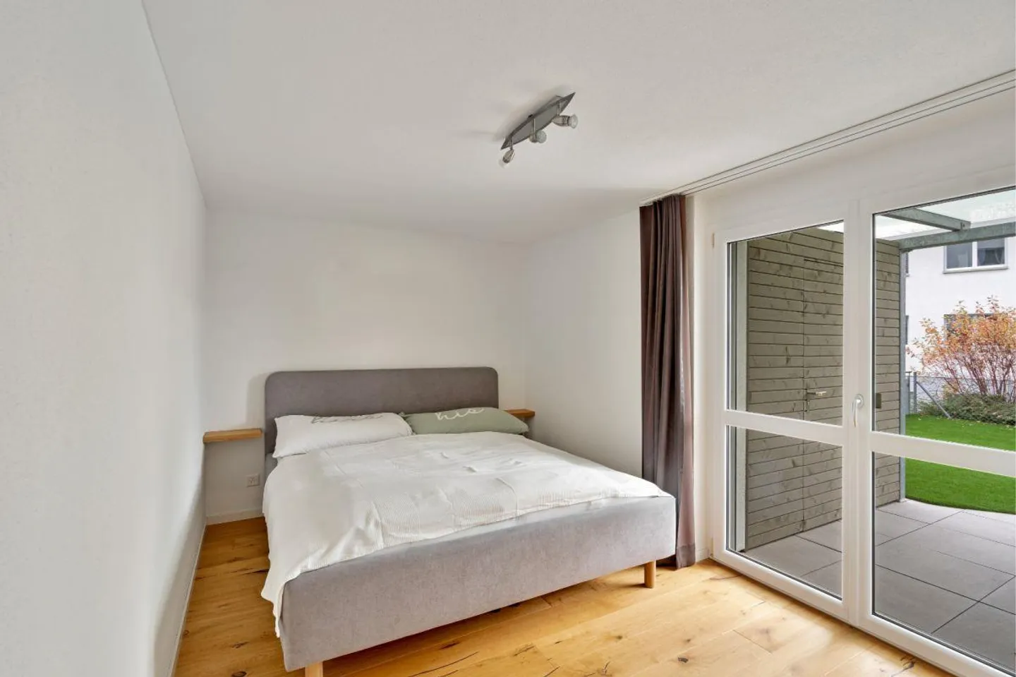 Comfortable garden apartment with plenty of space for your family paradise - Photo 5 of 11