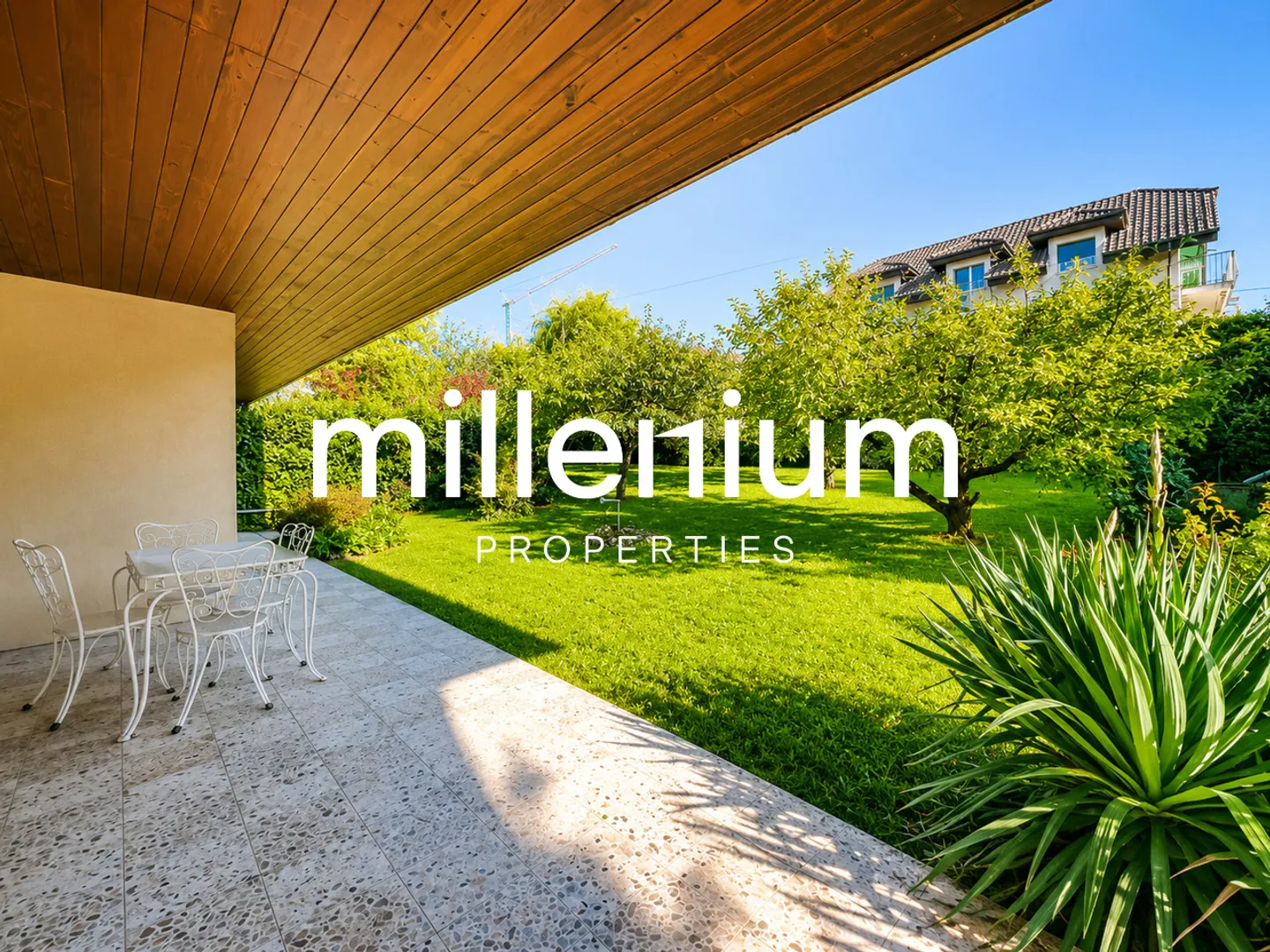 Magnificent family home in Cointrin - Photo 2 of 9