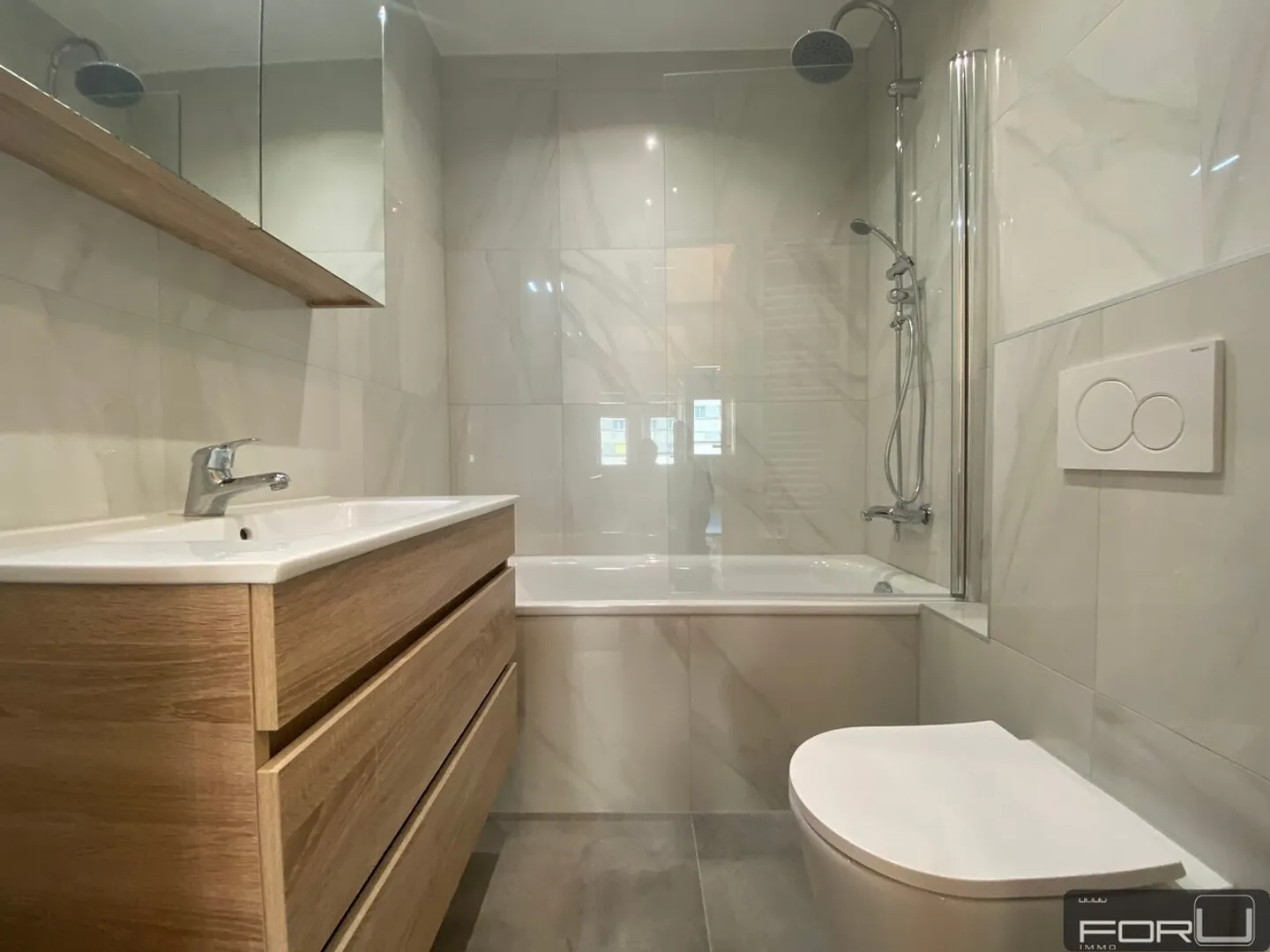 Superb modern 5.5 room apartment with 2 balconies in Champel - Photo 11 of 13