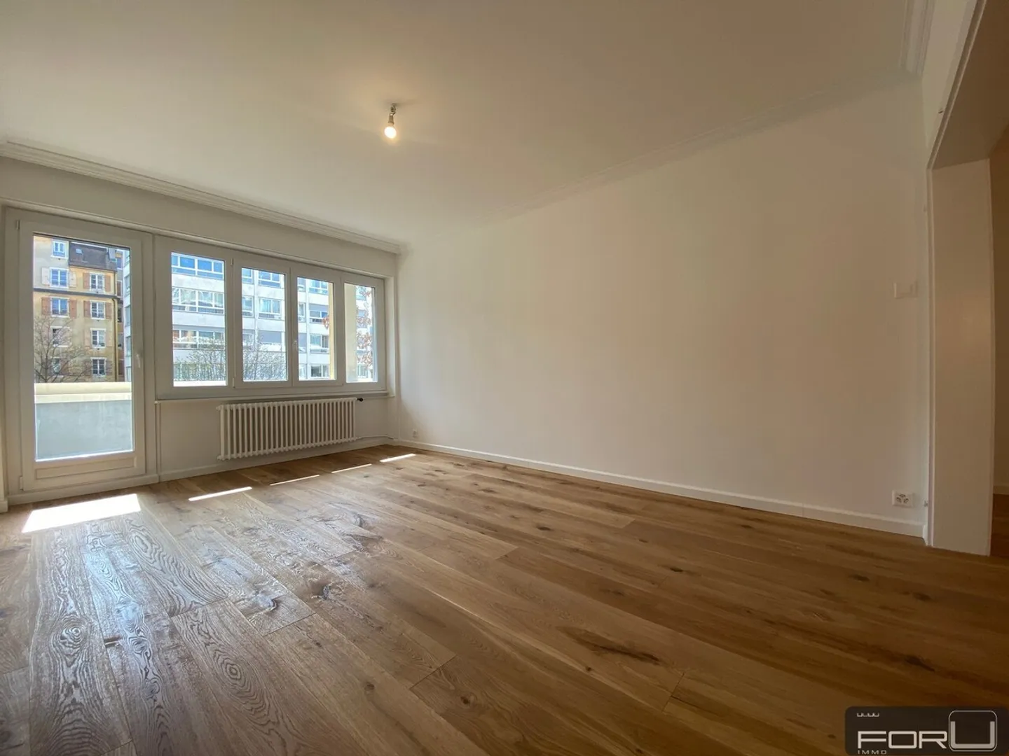 Superb modern 5.5 room apartment with 2 balconies in Champel - Photo 10 of 13