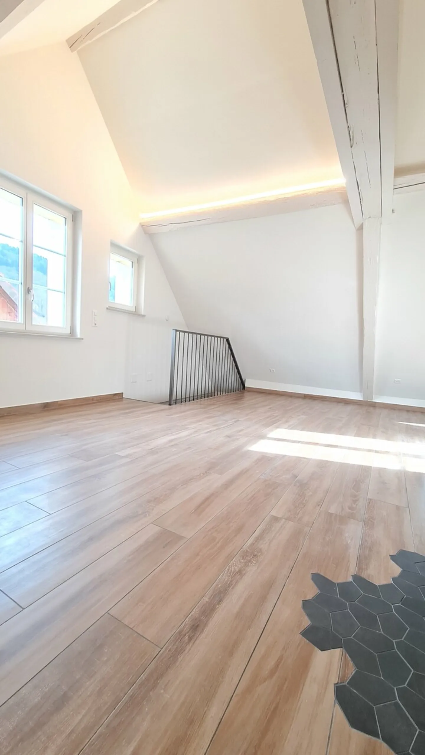 Duplex Charmant à Saint-Ursanne - Photo 3 sur 8