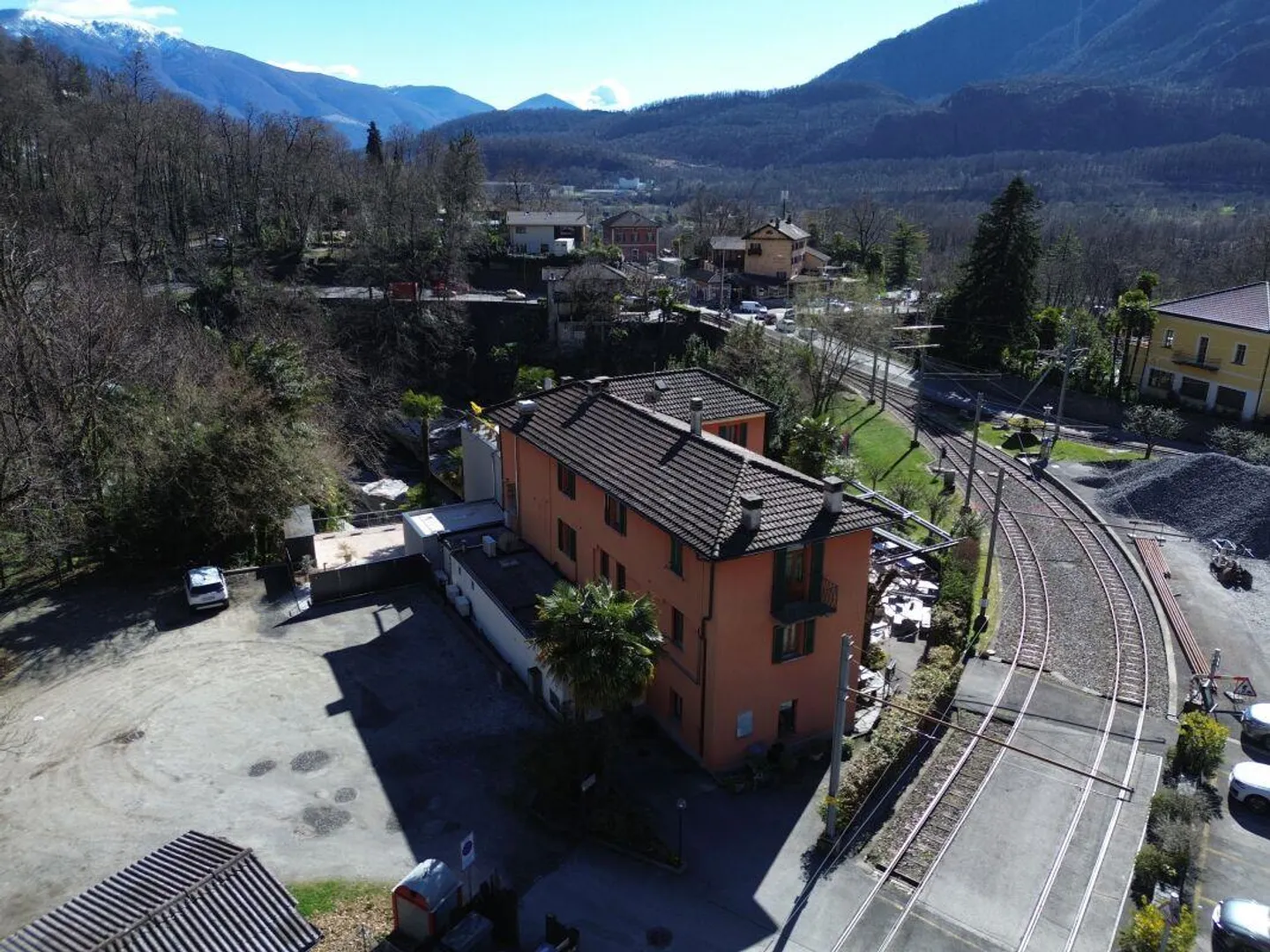 Incantevole Hotel & Ristorante nel Locarnese – Un’Oasi di Charme e ... - Foto 3 di 13