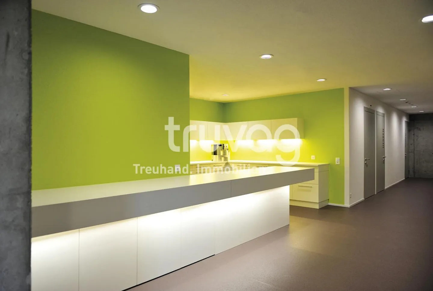 Your new, renowned commercial location. - Photo 4 of 13