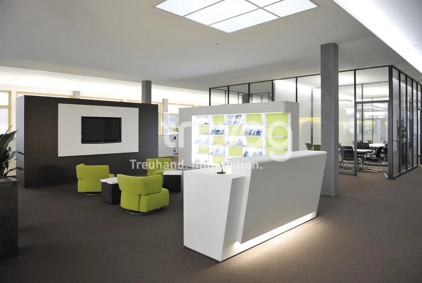 Your new, renowned commercial location. - Photo 6 of 13