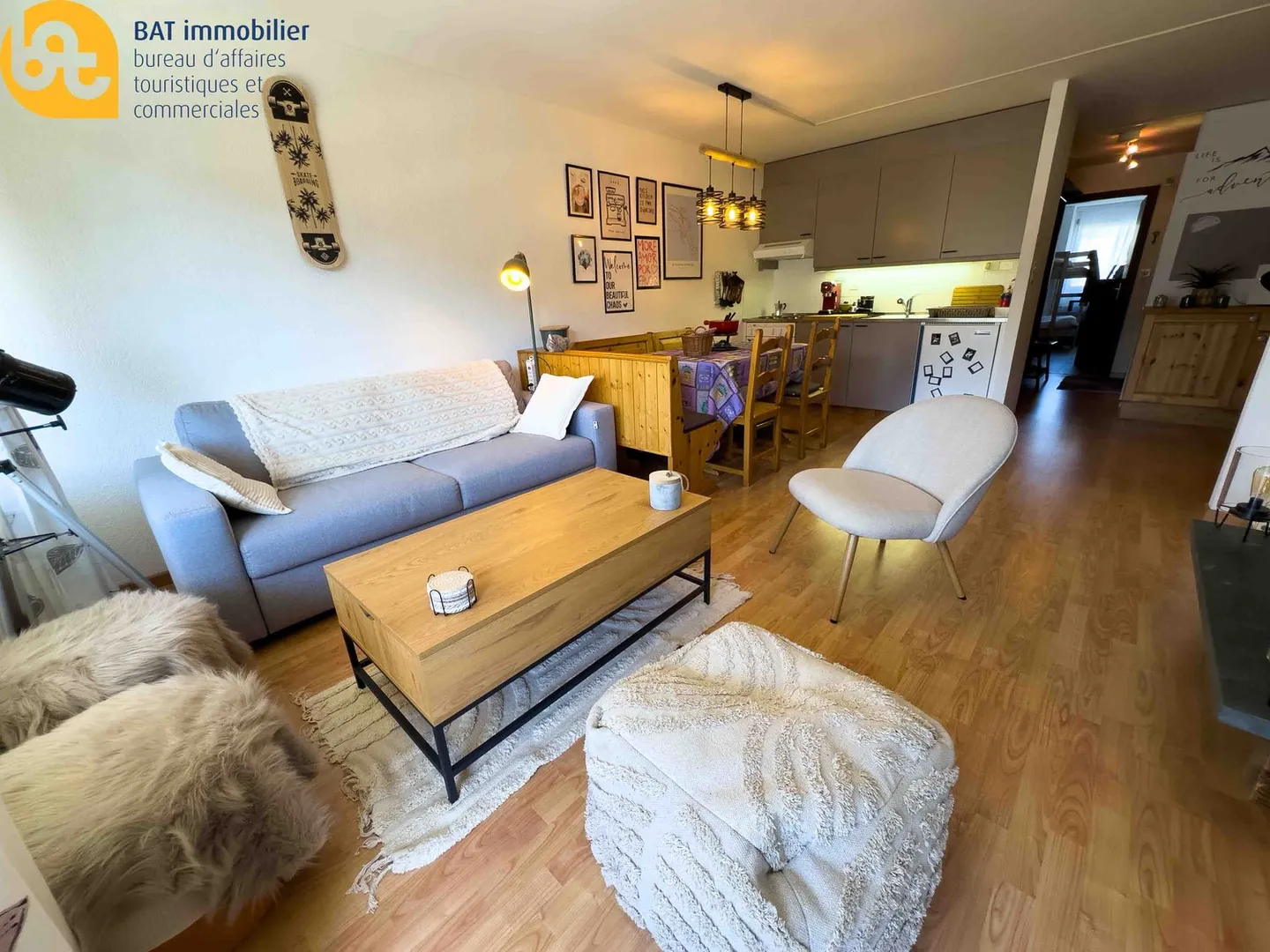 Beautiful 2-room apartment with panoramic view in Vercorin - Photo 2 of 11