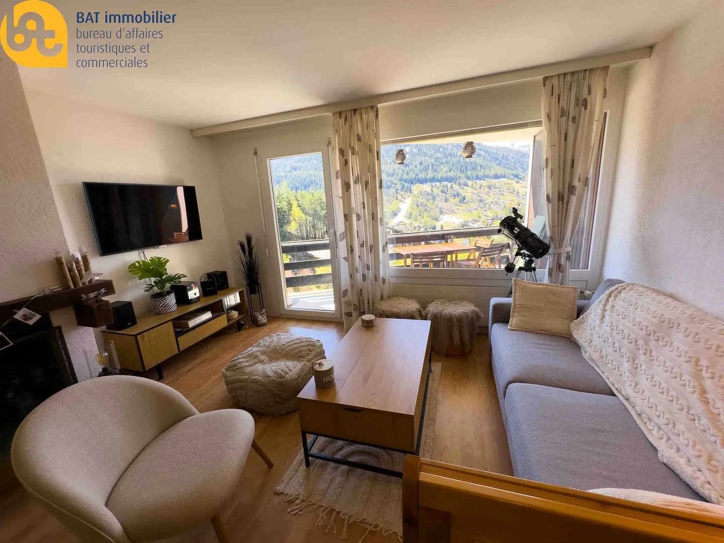Beautiful 2-room apartment with panoramic view in Vercorin - Photo 3 of 11