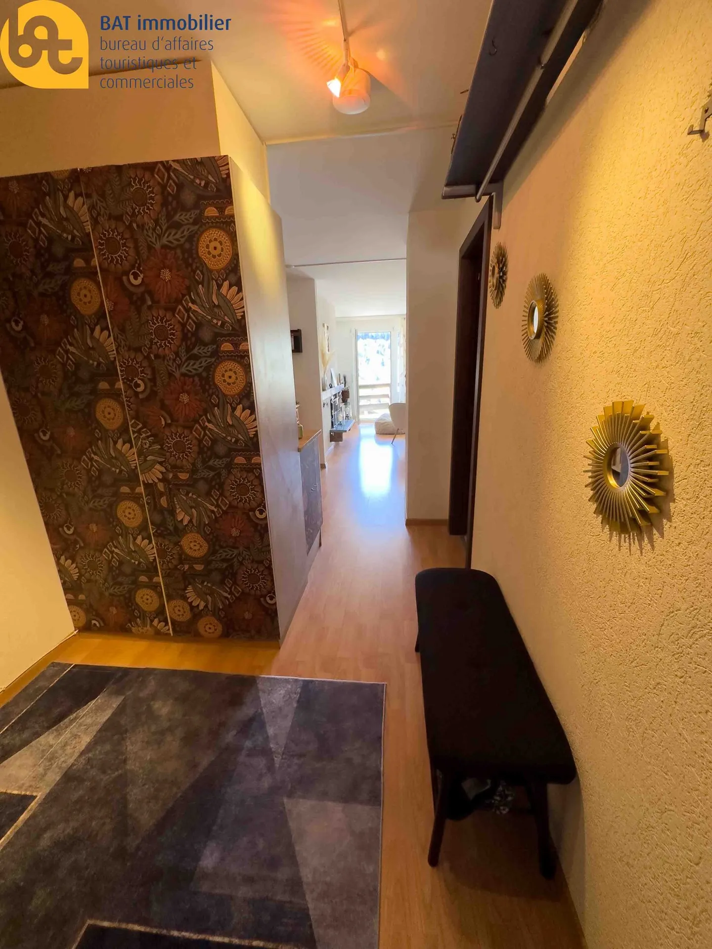 Beautiful 2-room apartment with panoramic view in Vercorin - Photo 10 of 11