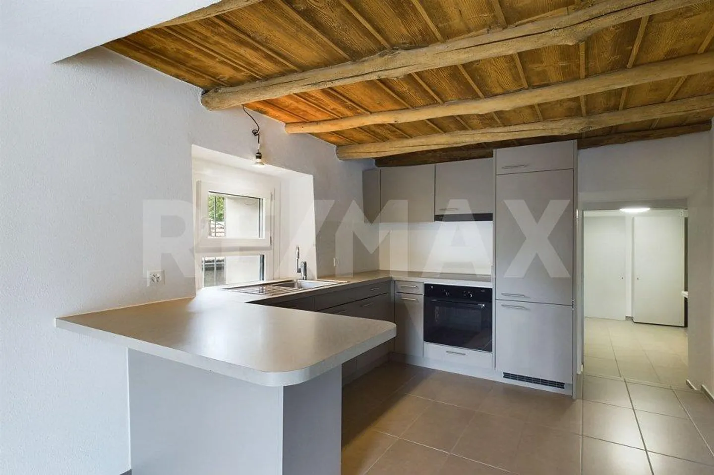 Bezaubernd und komplett renoviert! - Foto 2 von 10