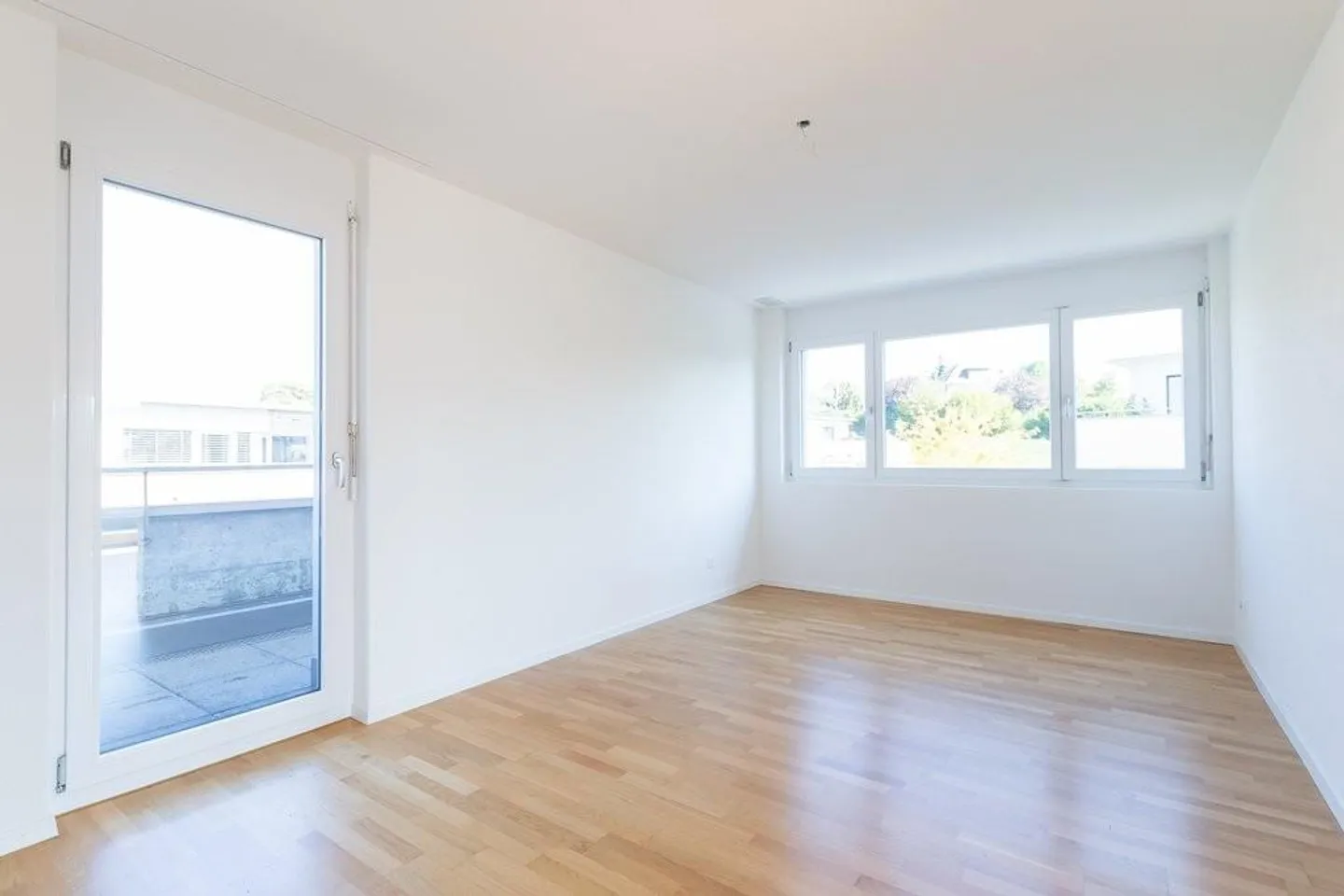 Appartement lumineux de 3,5 pièces avec grand balcon - Photo 4 sur 8