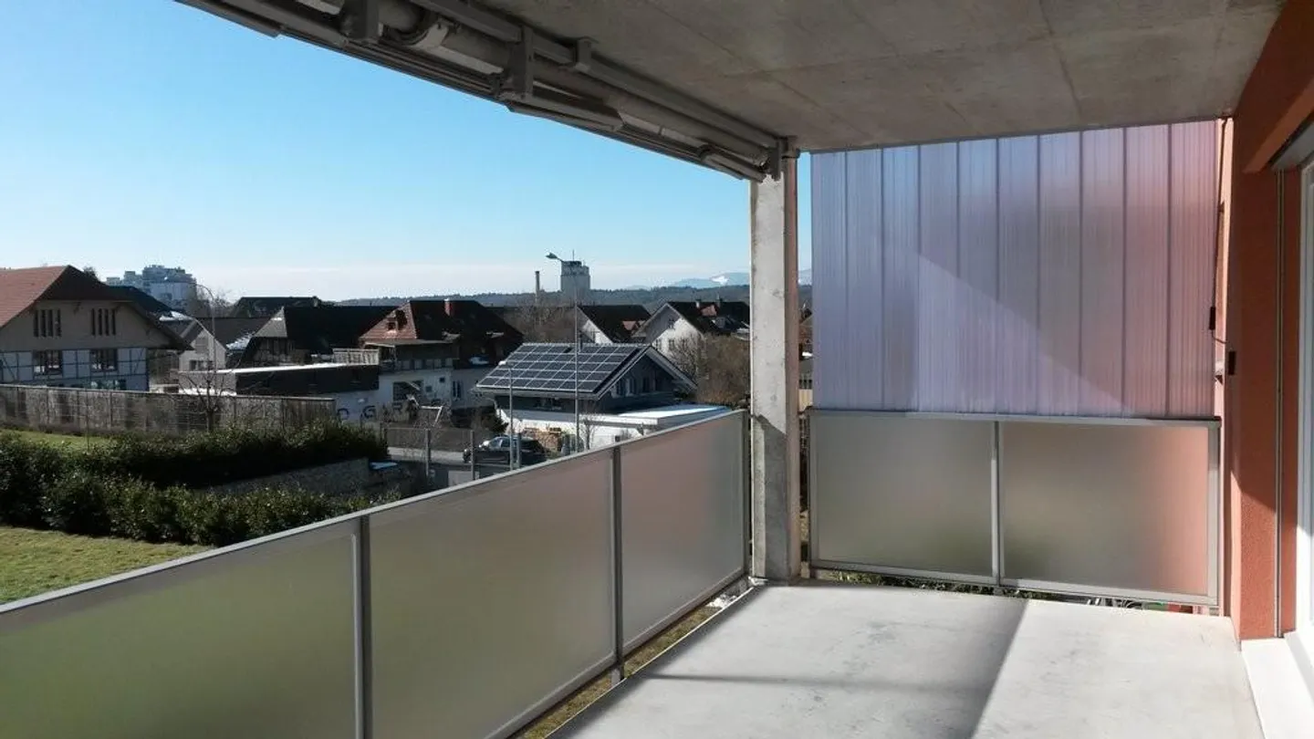 Appartement lumineux de 3,5 pièces avec grand balcon - Photo 6 sur 8