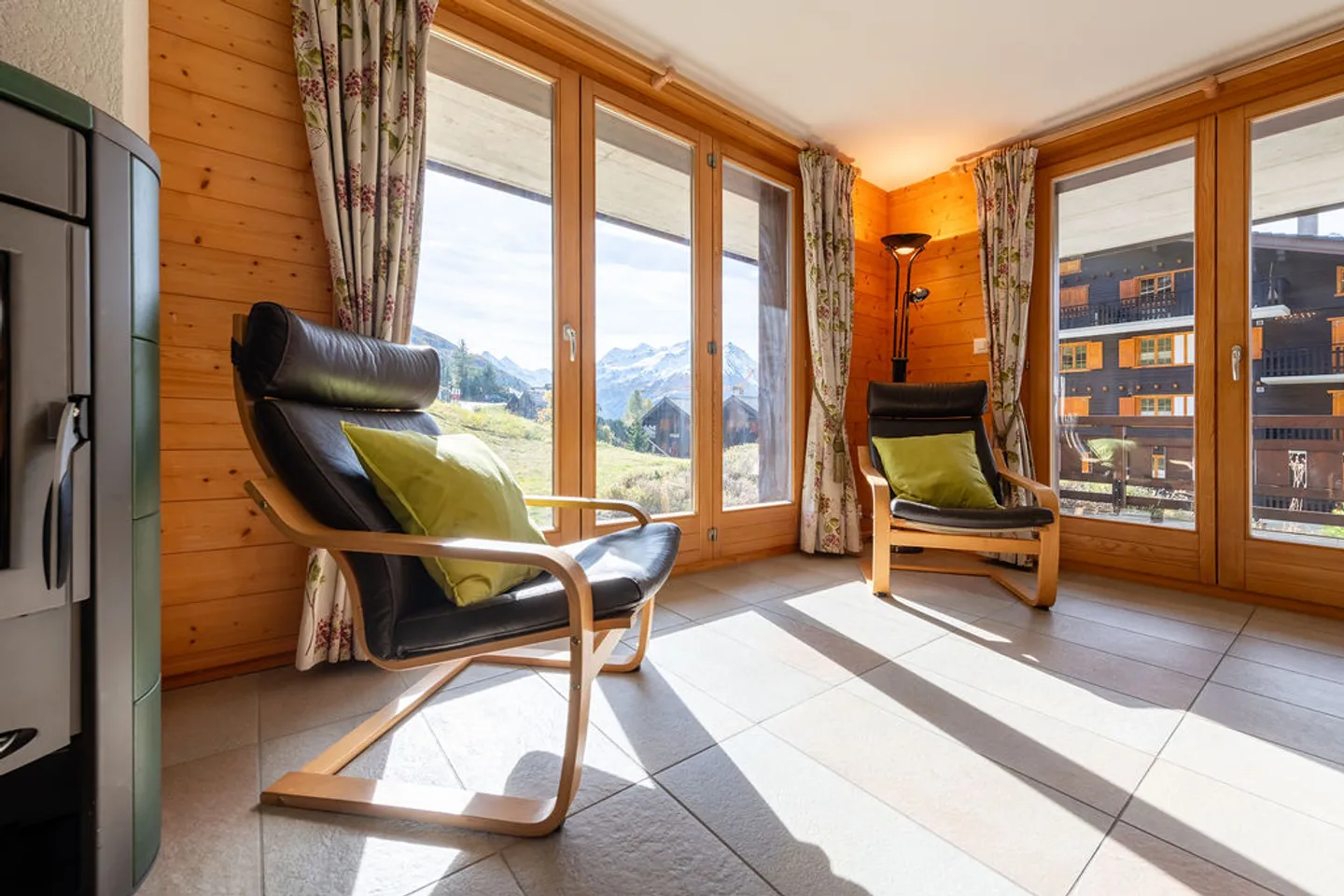 Komfortable und helle 4,5 Zimmer mit herrlichem Blick auf das Matterhorn! - Foto 4 von 22