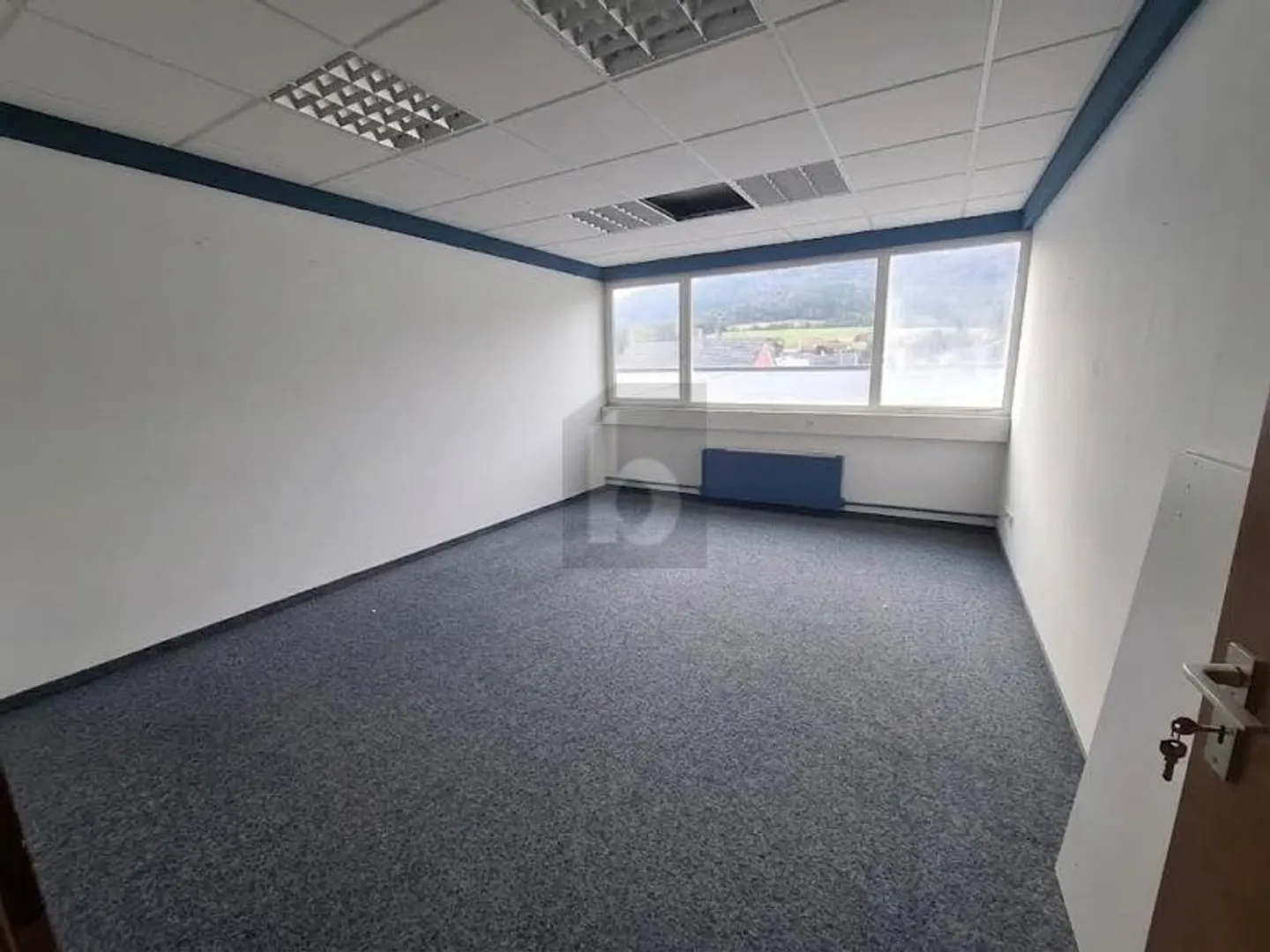 Spacious Office Space in Bassecourt - Photo 5 of 6