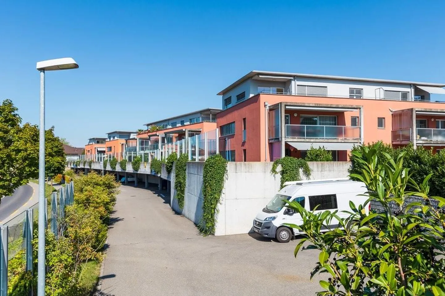 Appartement lumineux de 3,5 pièces avec grand balcon - Photo 7 sur 8