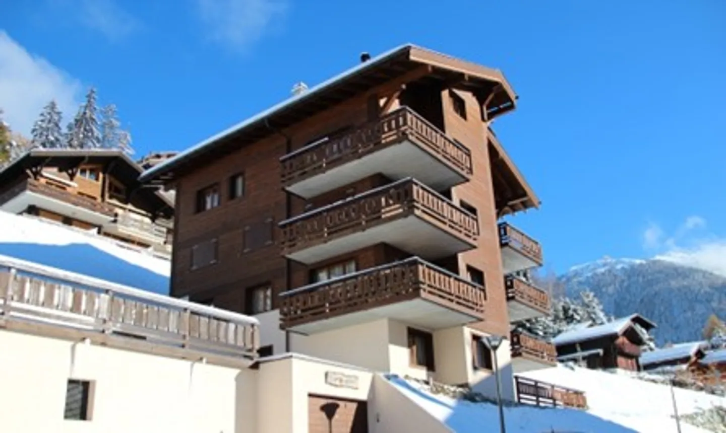 Komfortable und helle 4,5 Zimmer mit herrlichem Blick auf das Matterhorn! - Foto 1 von 22