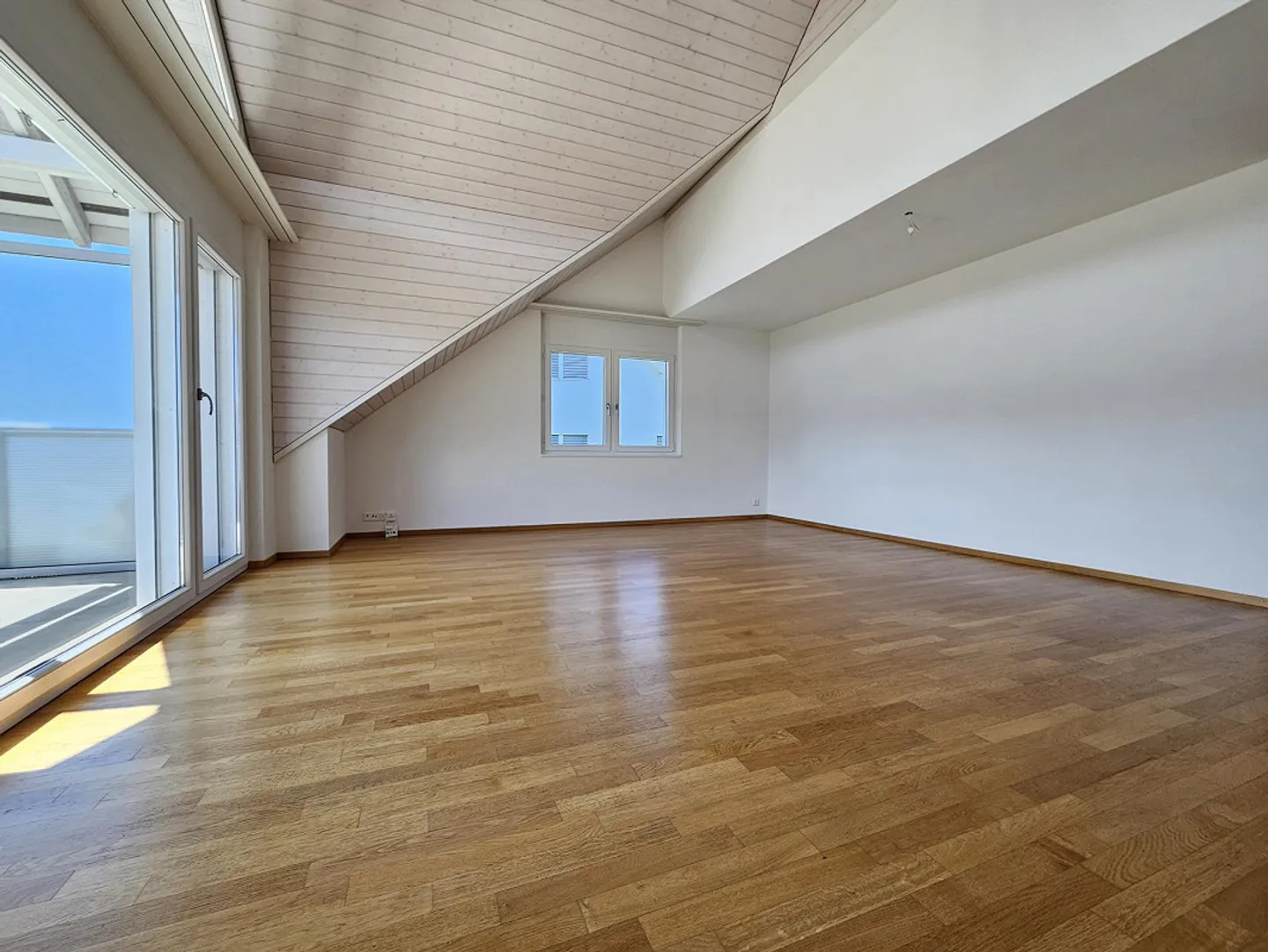Dream home on two floors! Maisonette apartment in ownership standard - Photo 5 of 18