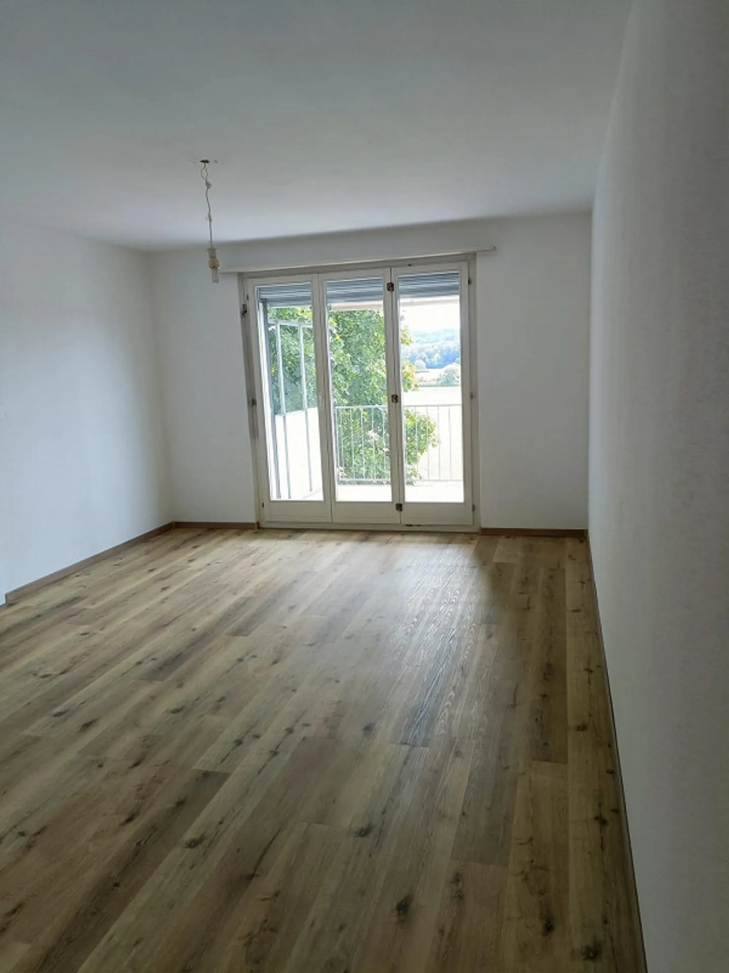 Appartamento attraente con 3 stanze e balcone a Orpund - Foto 3 di 15