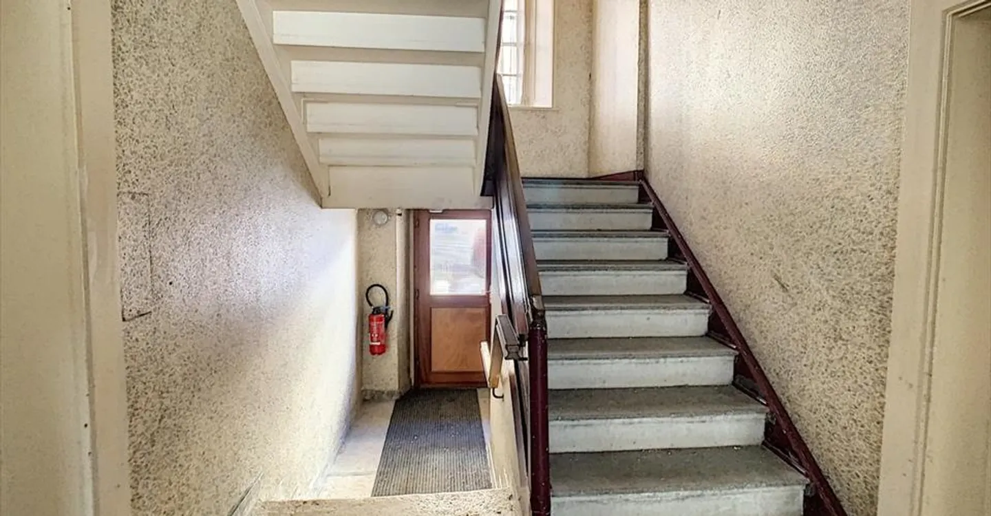 Immeuble locatif à La Chaux-de-Fonds - Photo 4 sur 9