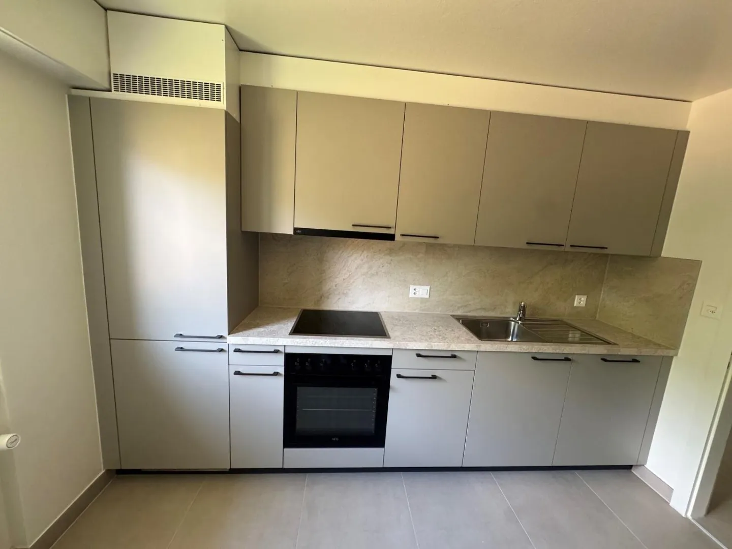 Vollständig renovierte 3,5-Zimmer-Wohnung - Foto 3 von 13