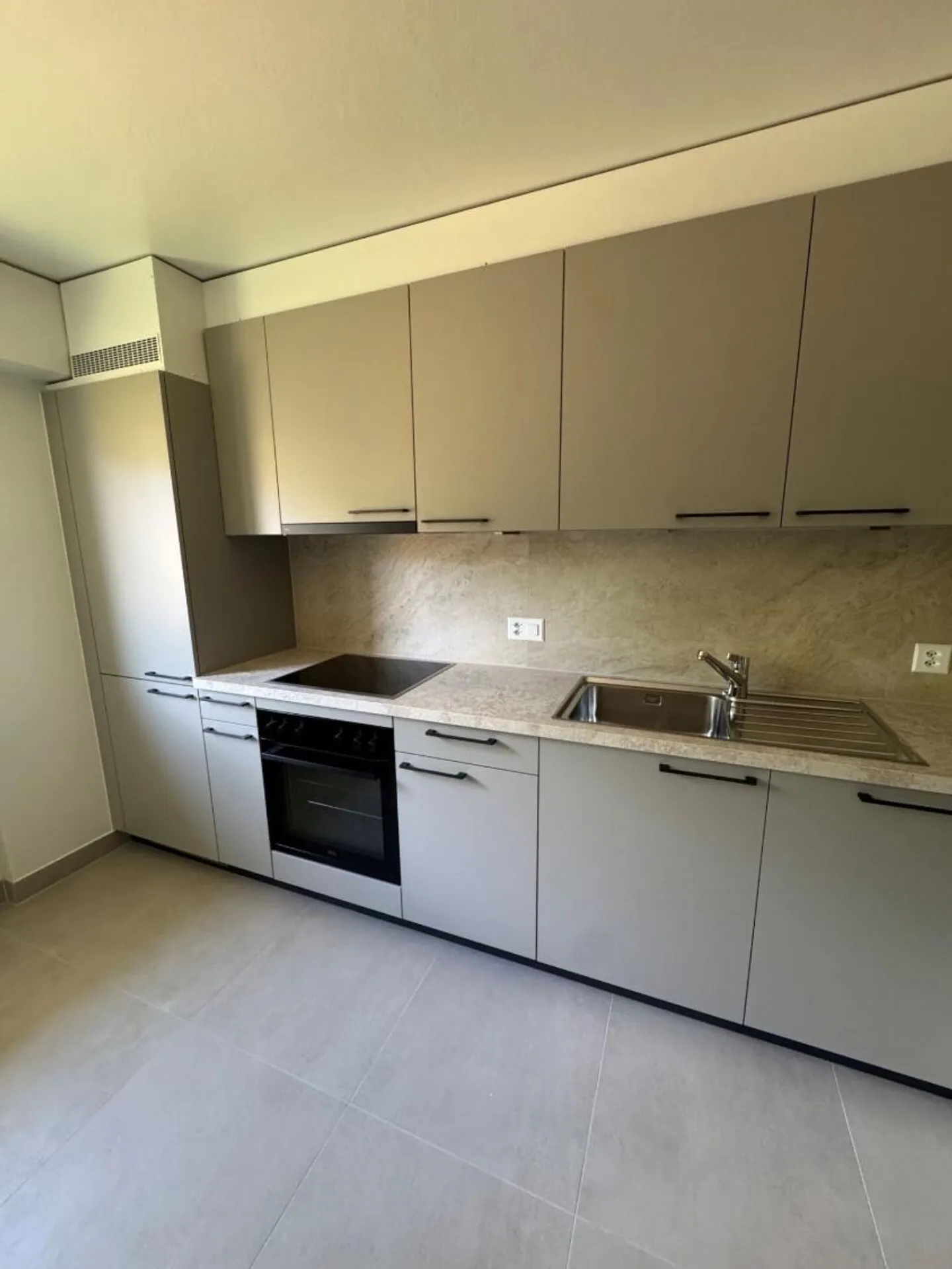 Vollständig renovierte 3,5-Zimmer-Wohnung - Foto 4 von 13