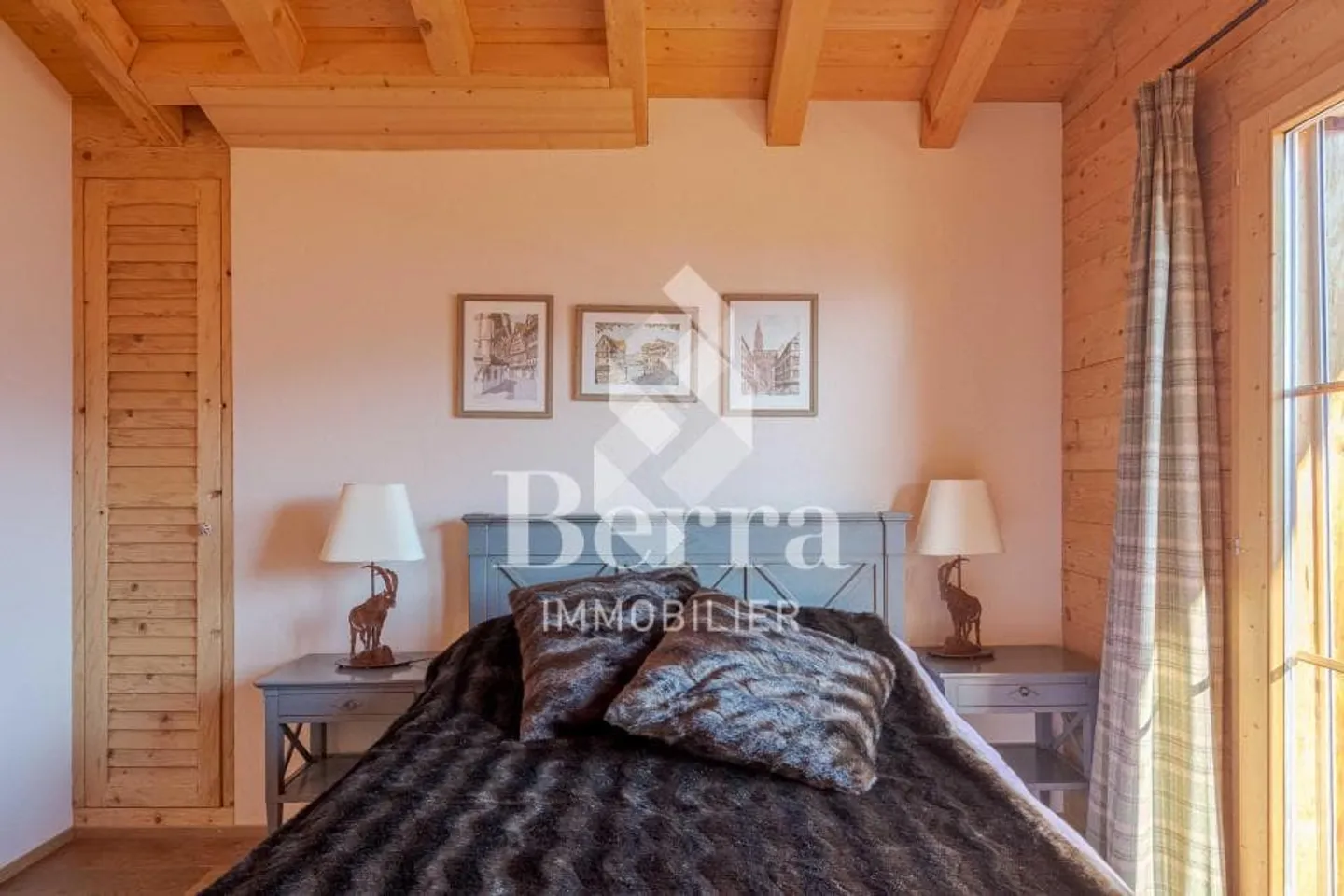 Magnificent high-end chalet with panoramic views of the Alps - Photo 13 of 13