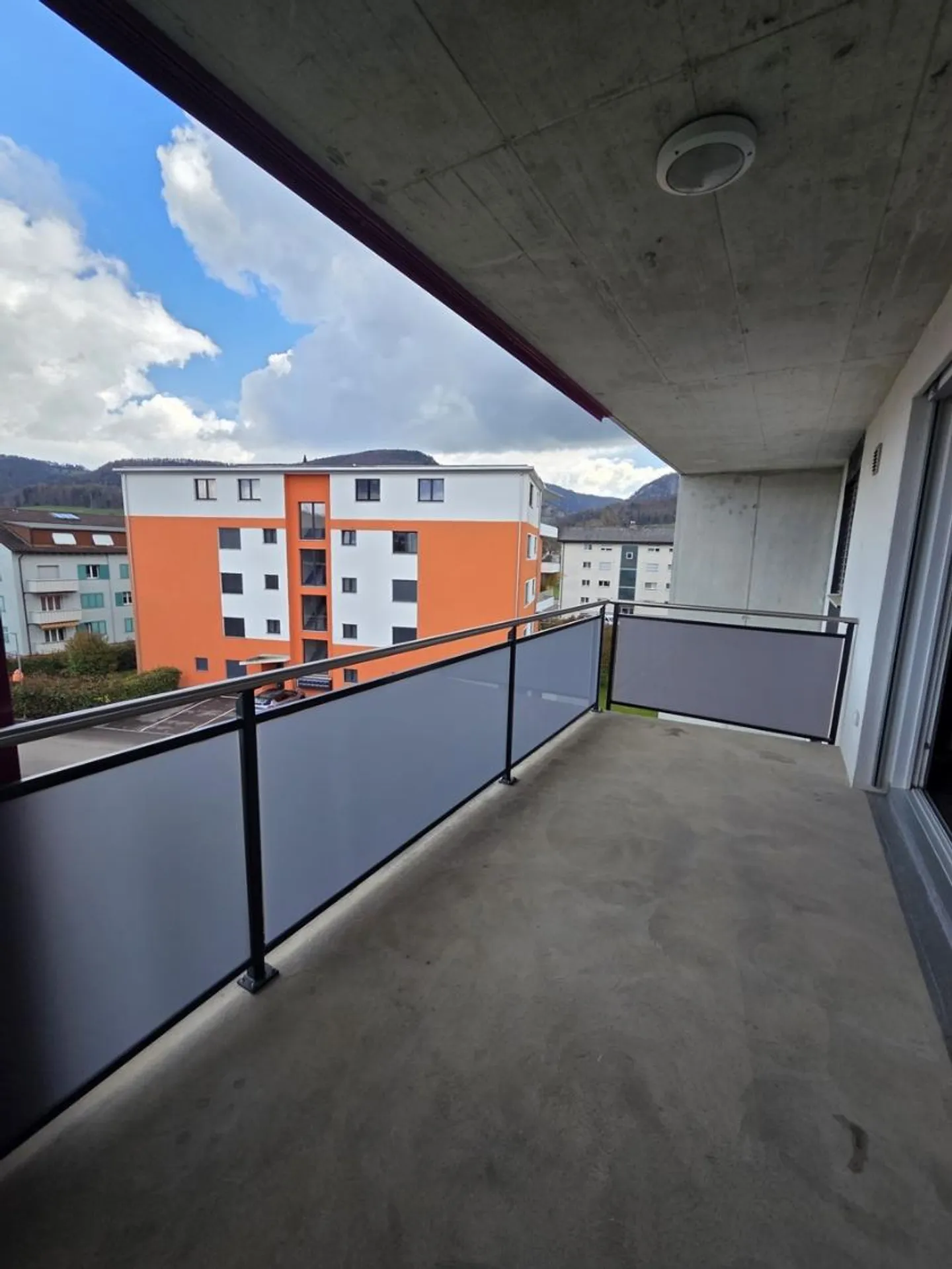 2.5 Room Apartment - Photo 5 of 7