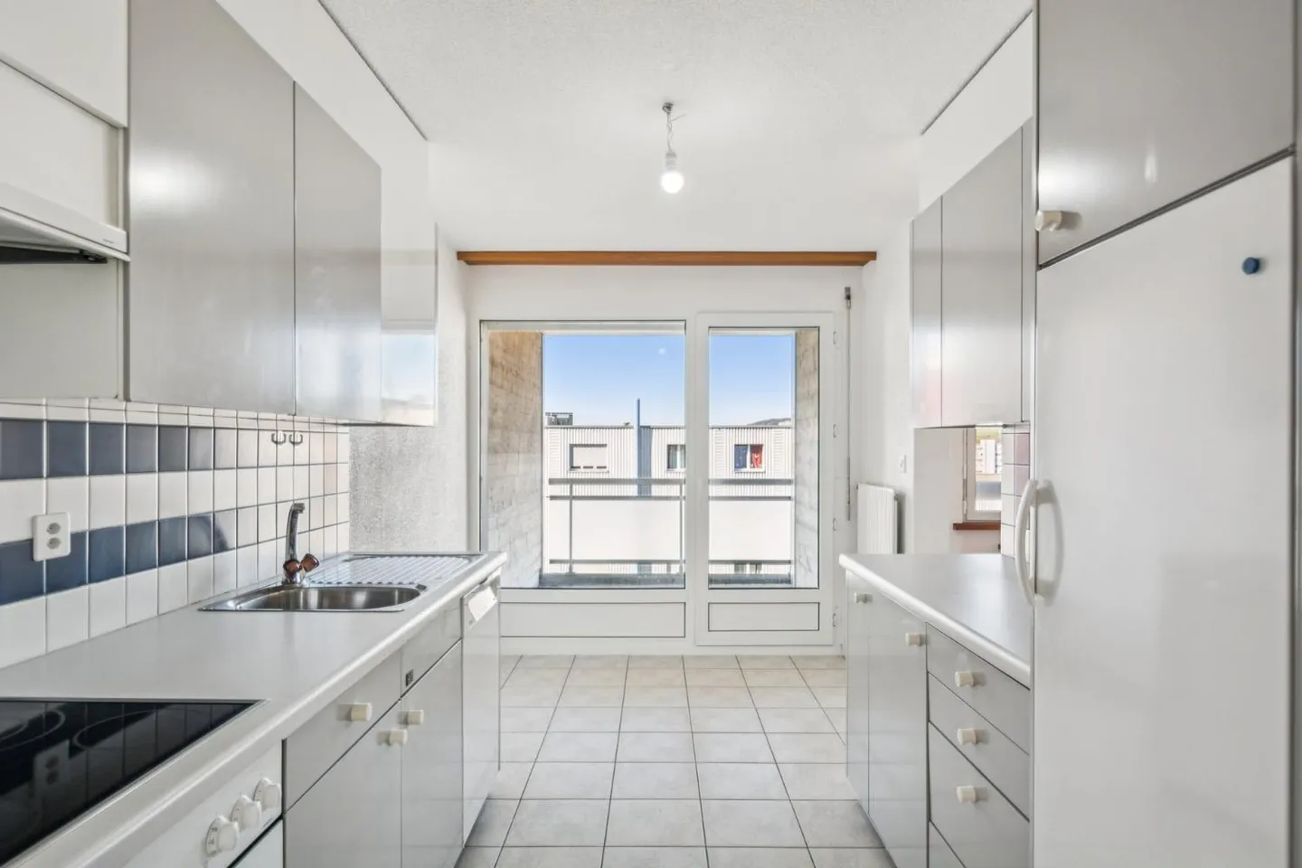 Beautiful 4.5-room apartment on the 3rd floor - Rent with free deposit! - Photo 4 of 8