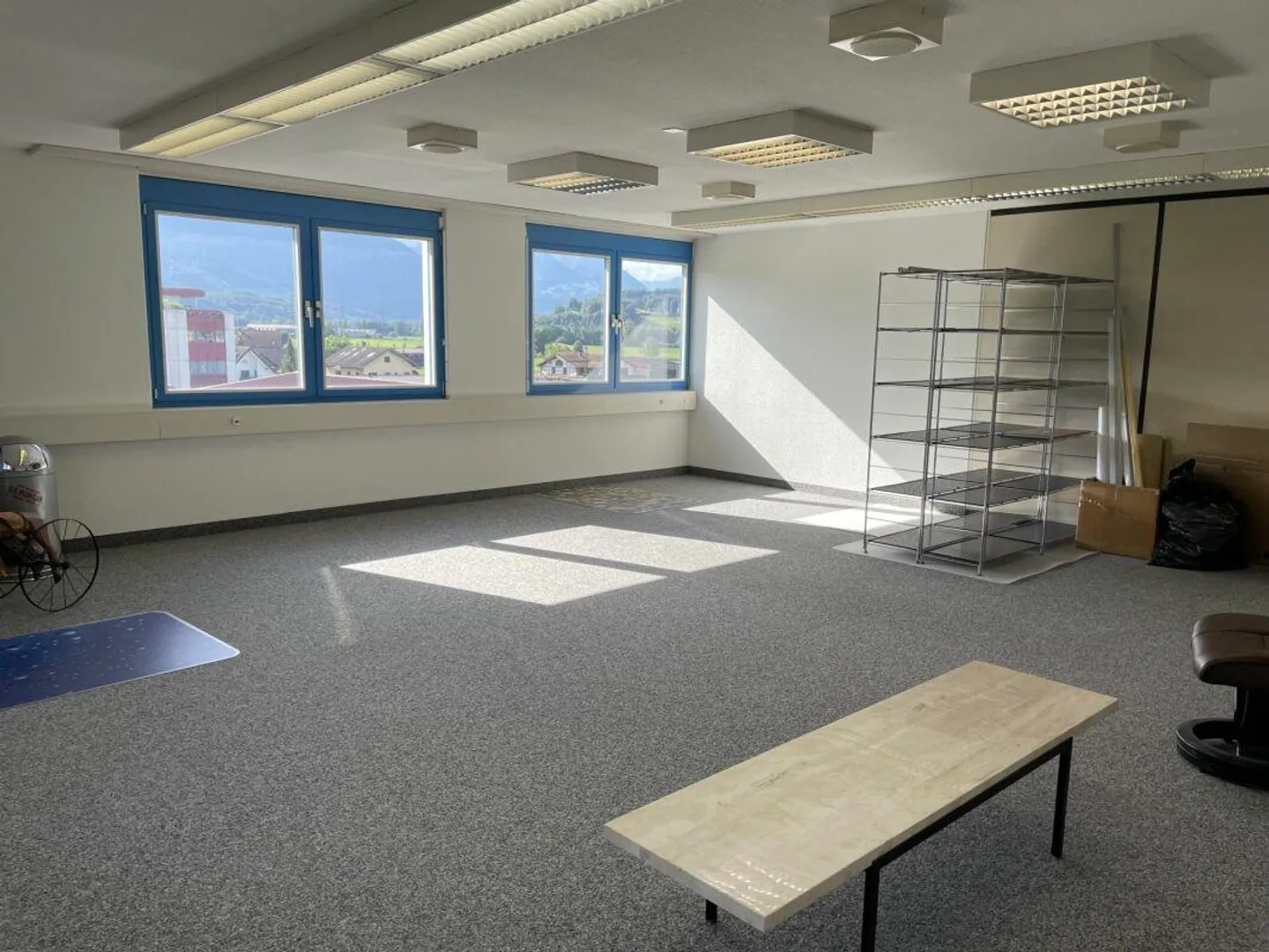 53 m2 Office/Practice Room Versatile Usable - Photo 1 of 10