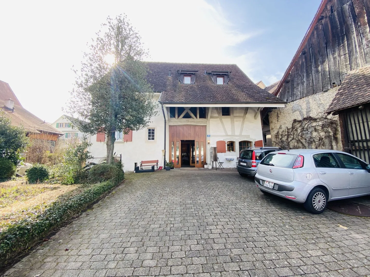 Appartement rustique avec place de parking, grenier et coin salon dans le jardin - Photo 1 sur 13