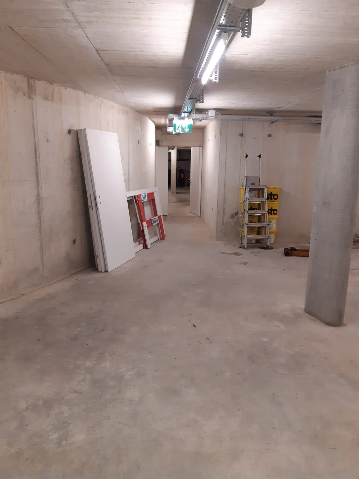 Espace de stockage spacieux - Photo 3 sur 4
