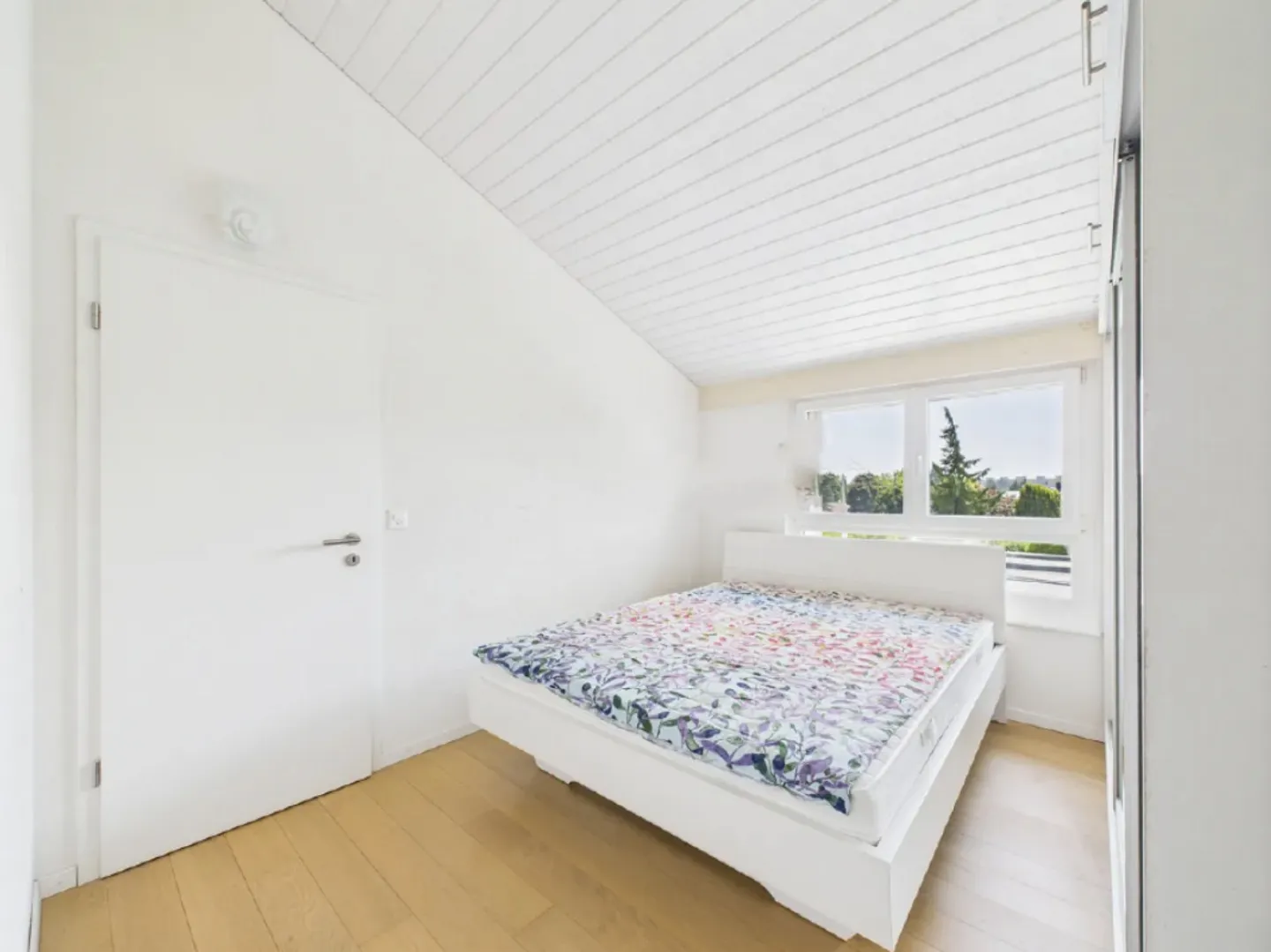 «Möblierte 4,5-Zimmer-Wohnung mit Terrasse» - Photo 9 sur 13