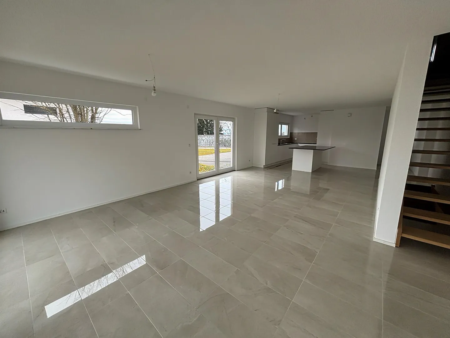 Casa Familiare Moderna a Ecublens - Foto 4 di 12