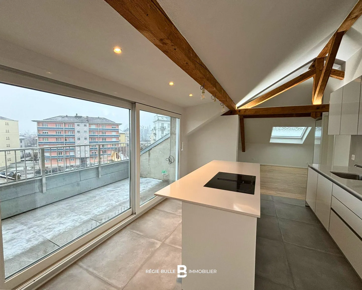 Bulle - Wunderschöne Wohnung zur Miete im Dachgeschoss - Foto 5 von 15