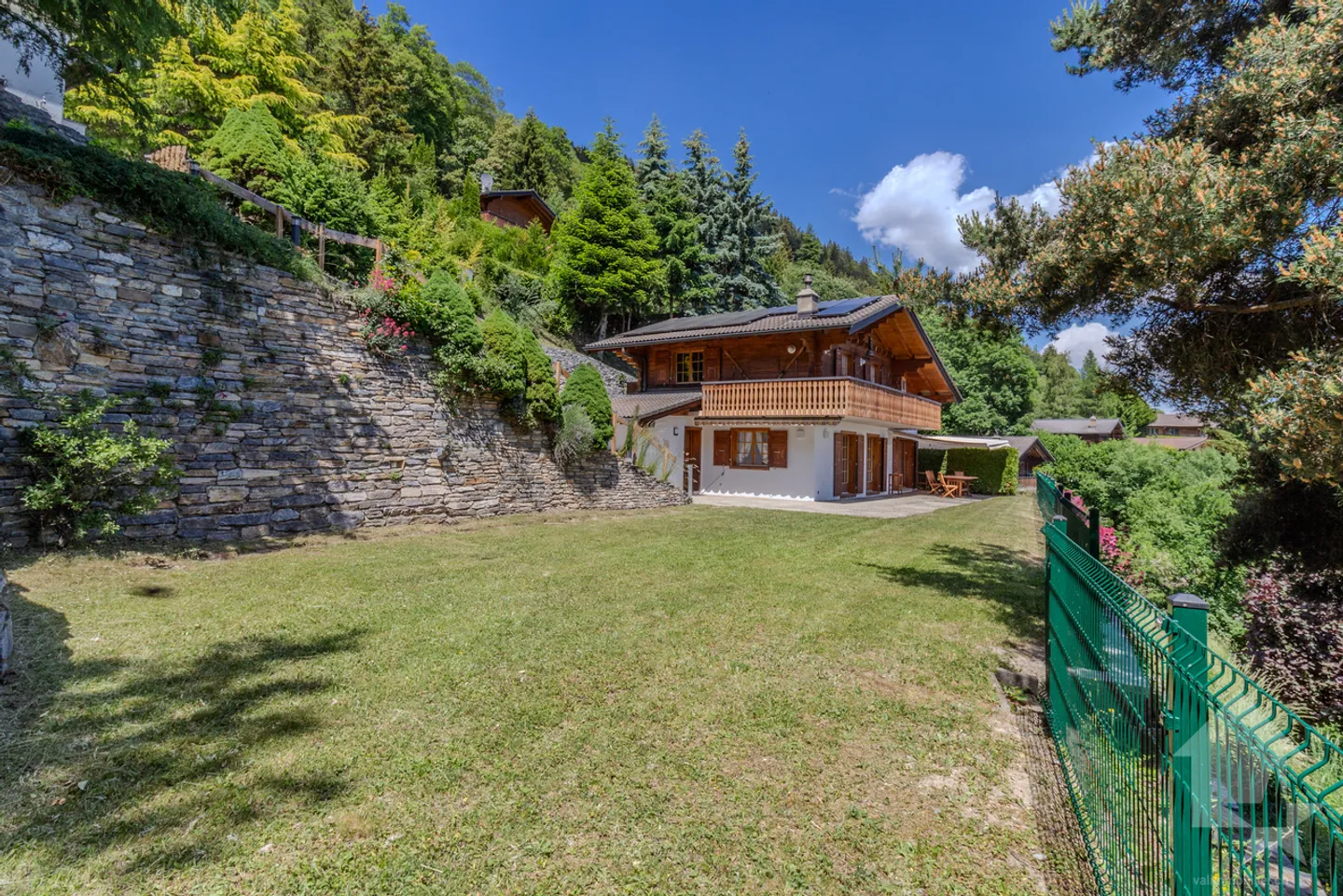 Chalet affascinante con una posizione e una vista eccezionali - Foto 3 di 34