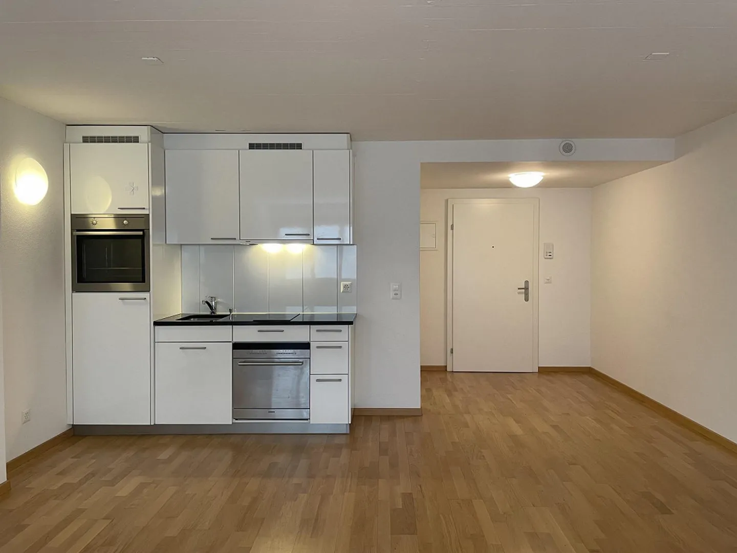 Ampio appartamento di 1 stanza a Zurigo - Foto 2 di 6