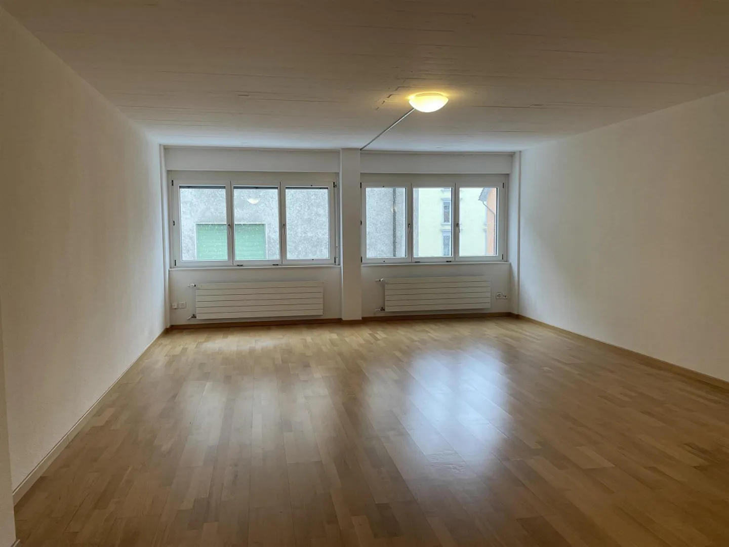 Ampio appartamento di 1 stanza a Zurigo - Foto 4 di 6