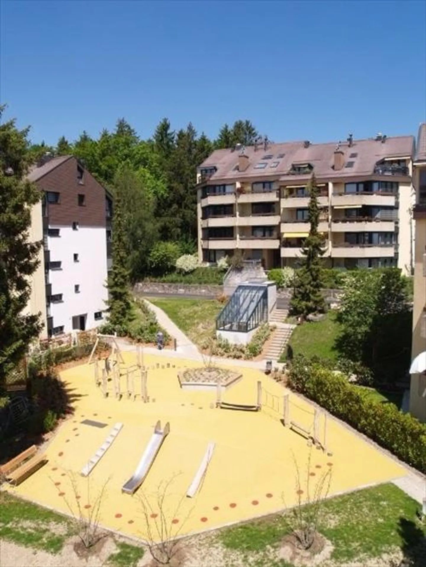 Vita familiare in tranquillità - Foto 2 di 2