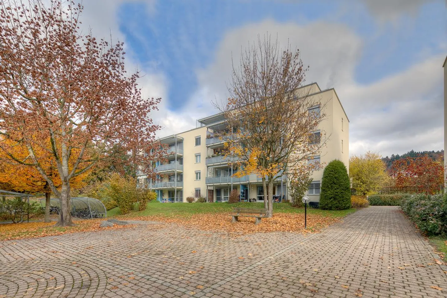 Nous avons de l'espace pour votre passe-temps! - Photo 1 sur 1