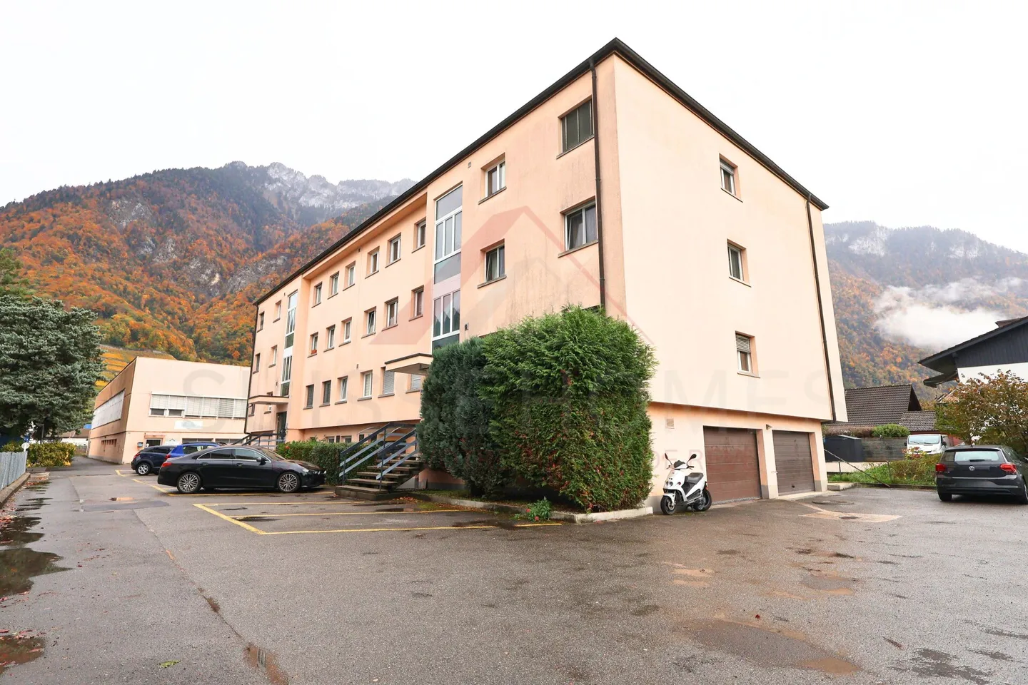 Villeneuve - Appartement rénové 4.5 pièces au 3? étage avec balcon plein sud de 13 m² - Foto 1 di 18