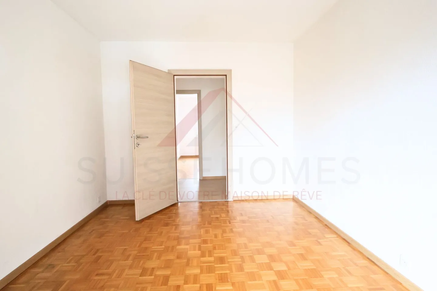 Villeneuve - Appartement rénové 4.5 pièces au 3? étage avec balcon plein sud de 13 m² - Foto 11 di 18